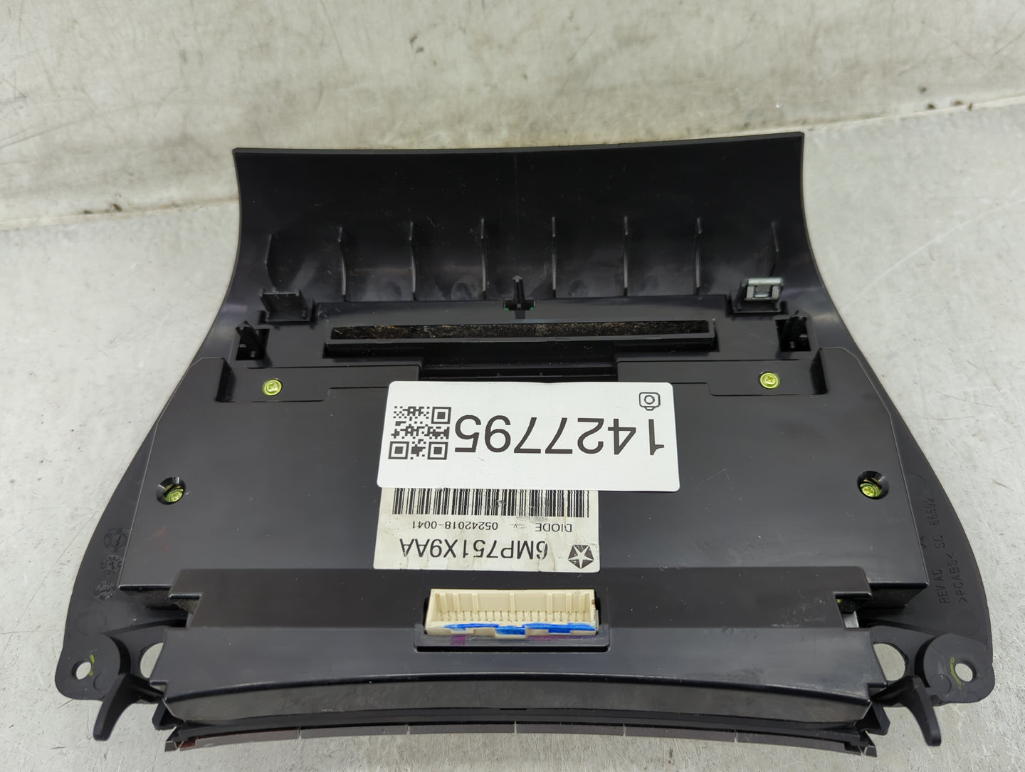2018-2020 Dodge Journey Climate Control Module Temperature AC/Heater Replacement P/N:6MP751X9AA Fits Fits 2018 2019 2020 OEM