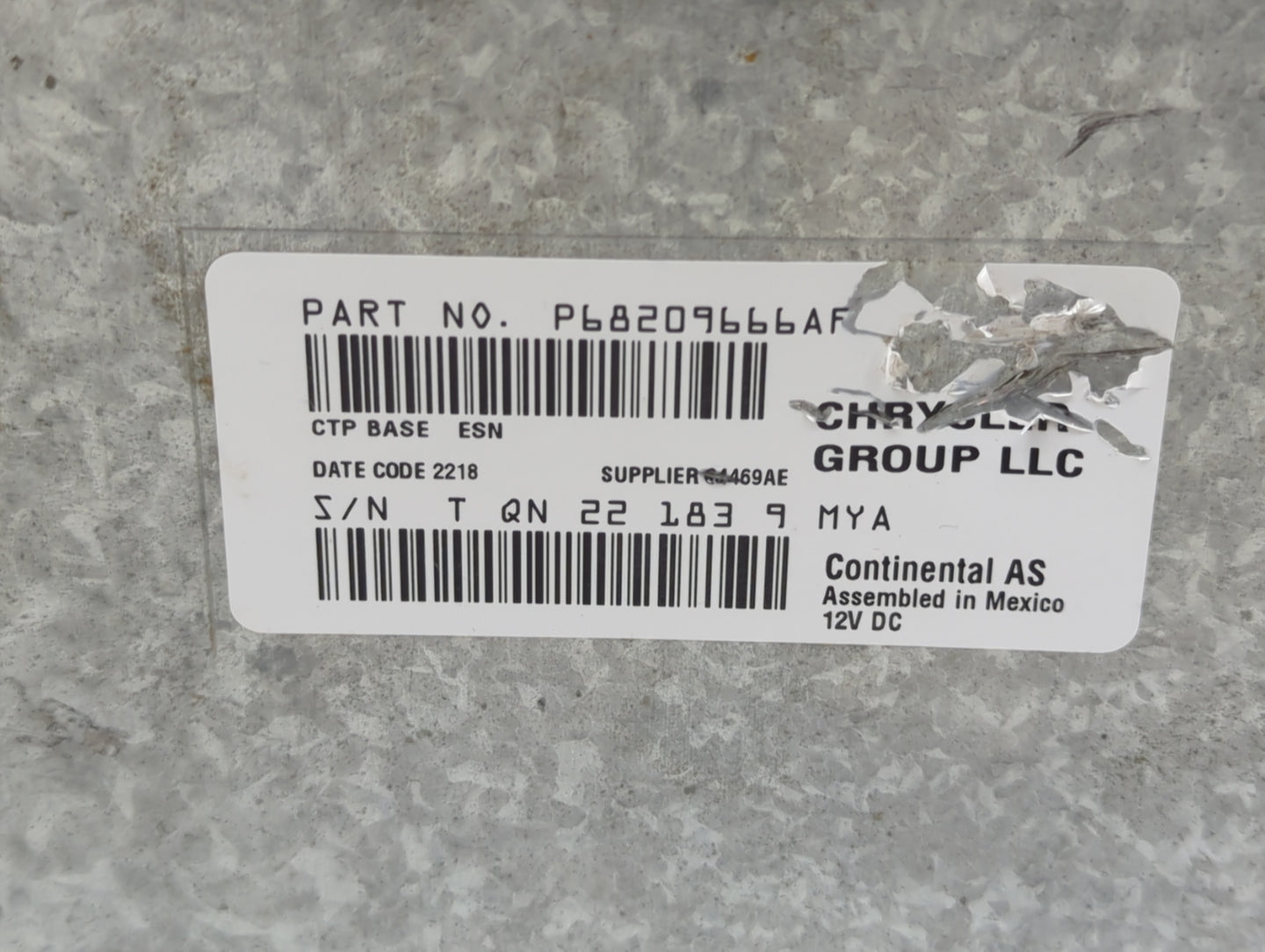 2018-2020 Dodge Journey Radio AM FM Cd Player Receiver Replacement P/N:P68209666AF APH8216398MYA Fits Fits 2018 2019 2020 OE
