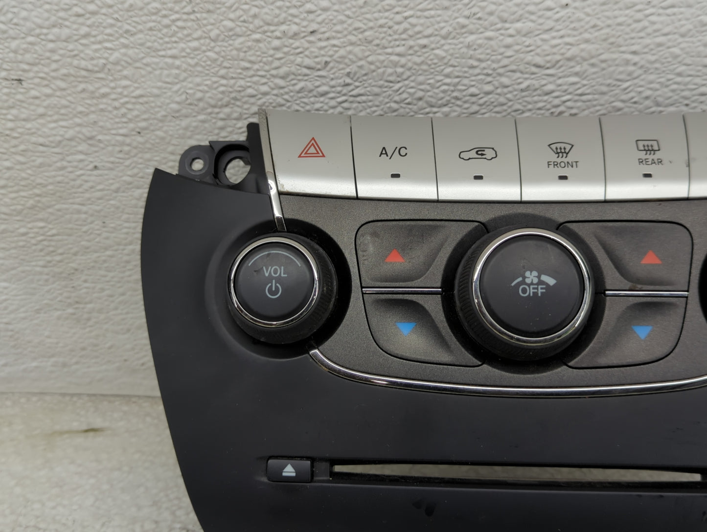 2018-2020 Dodge Journey Climate Control Module Temperature AC/Heater Replacement P/N:6MP751X9AA Fits Fits 2018 2019 2020 OEM