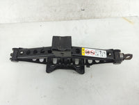 2018 Dodge Journey Spare Scissor Car Jack - Oemusedautoparts1.com