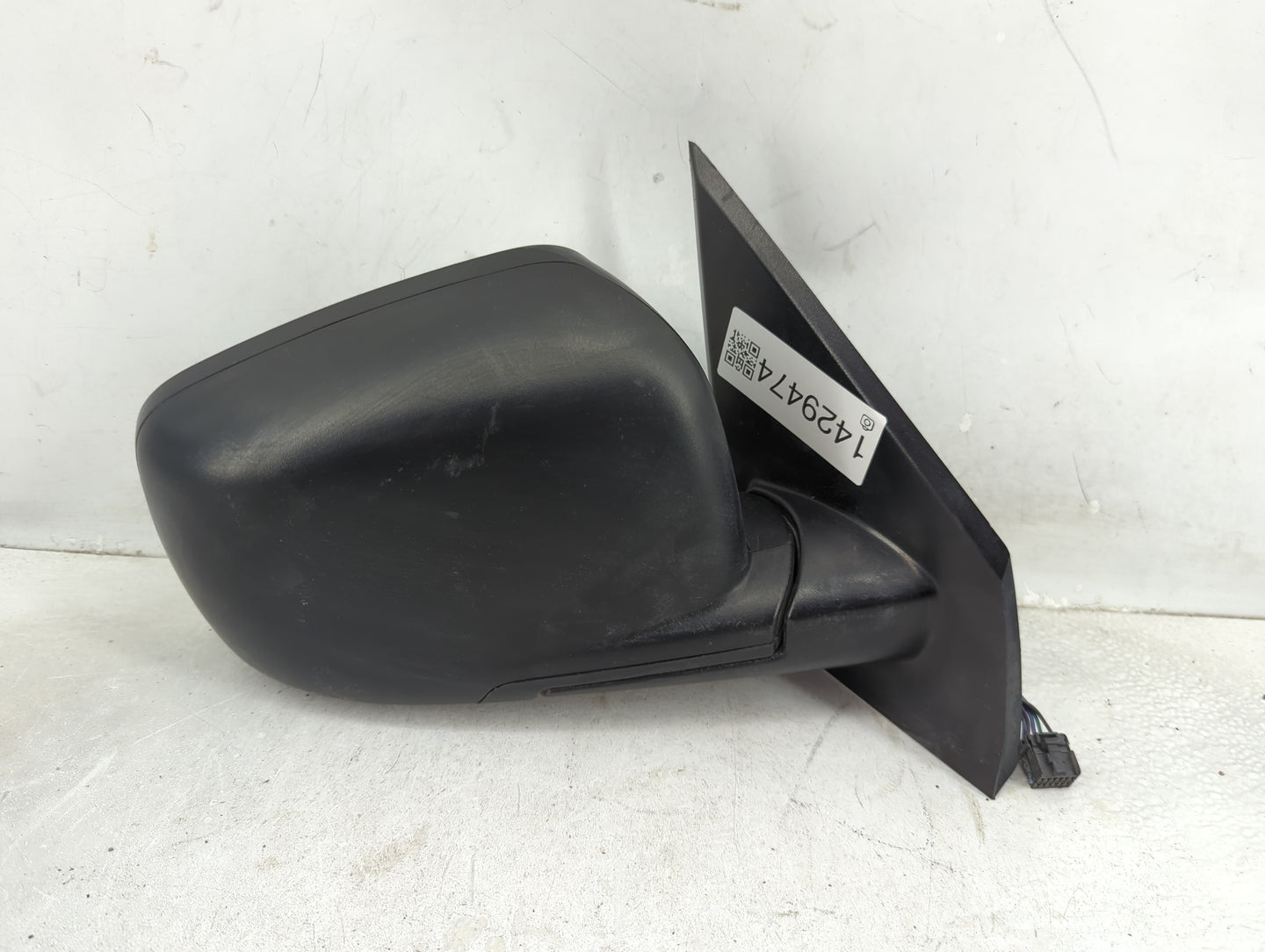 2018 Dodge Journey Passenger Side View Mirror - Right Door Mirror OEM Used - Oemusedautoparts1.com