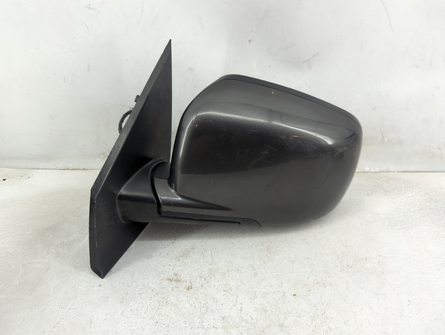 2018 Dodge Journey Driver Side View Mirror - Left Door Mirror OEM Used - Oemusedautoparts1.com
