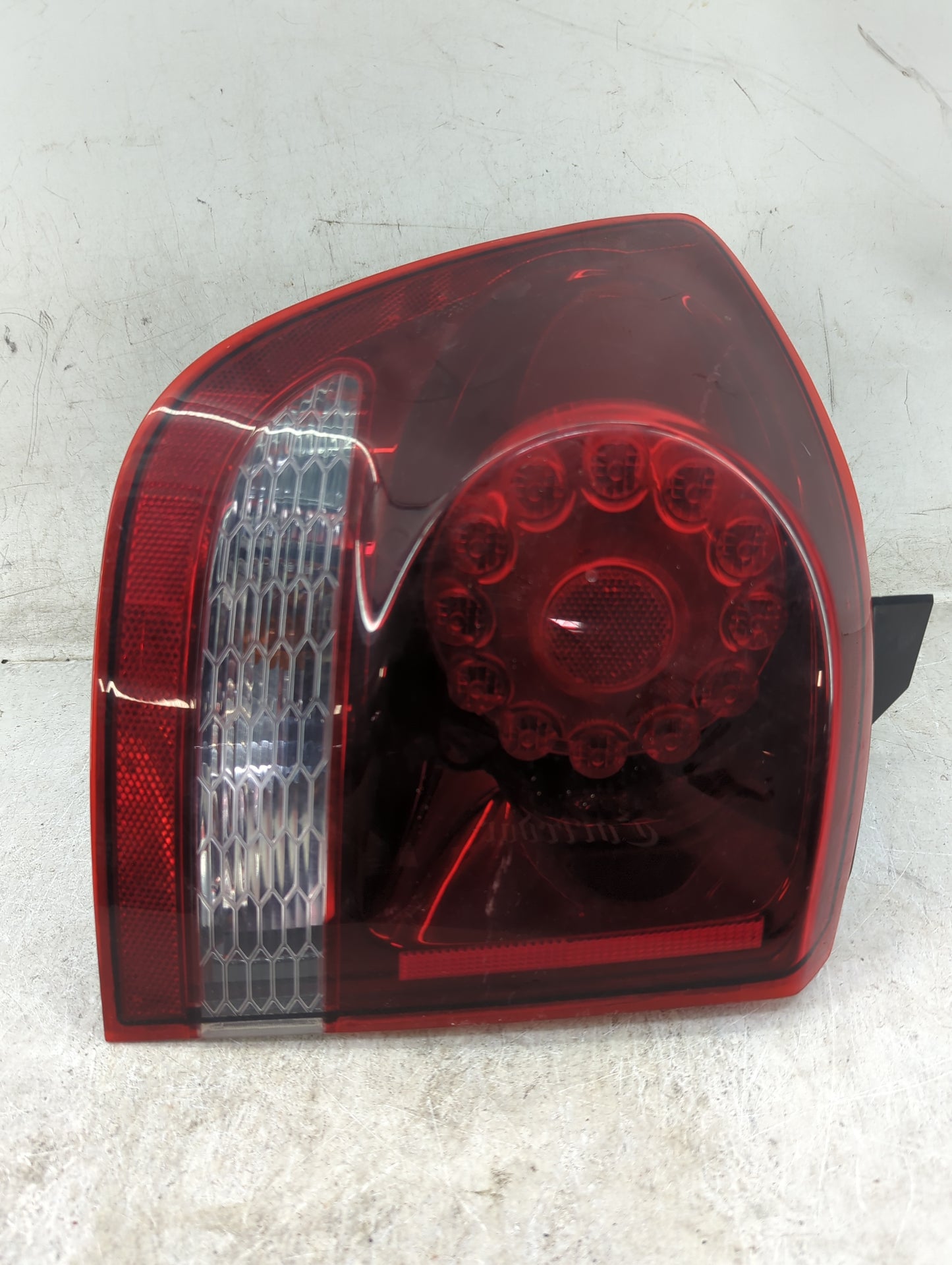 2018 Dodge Journey Tail Light Assembly Passenger Right OEM P/N:68227133AA Fits OEM Used Auto Parts - Oemusedautoparts1.com