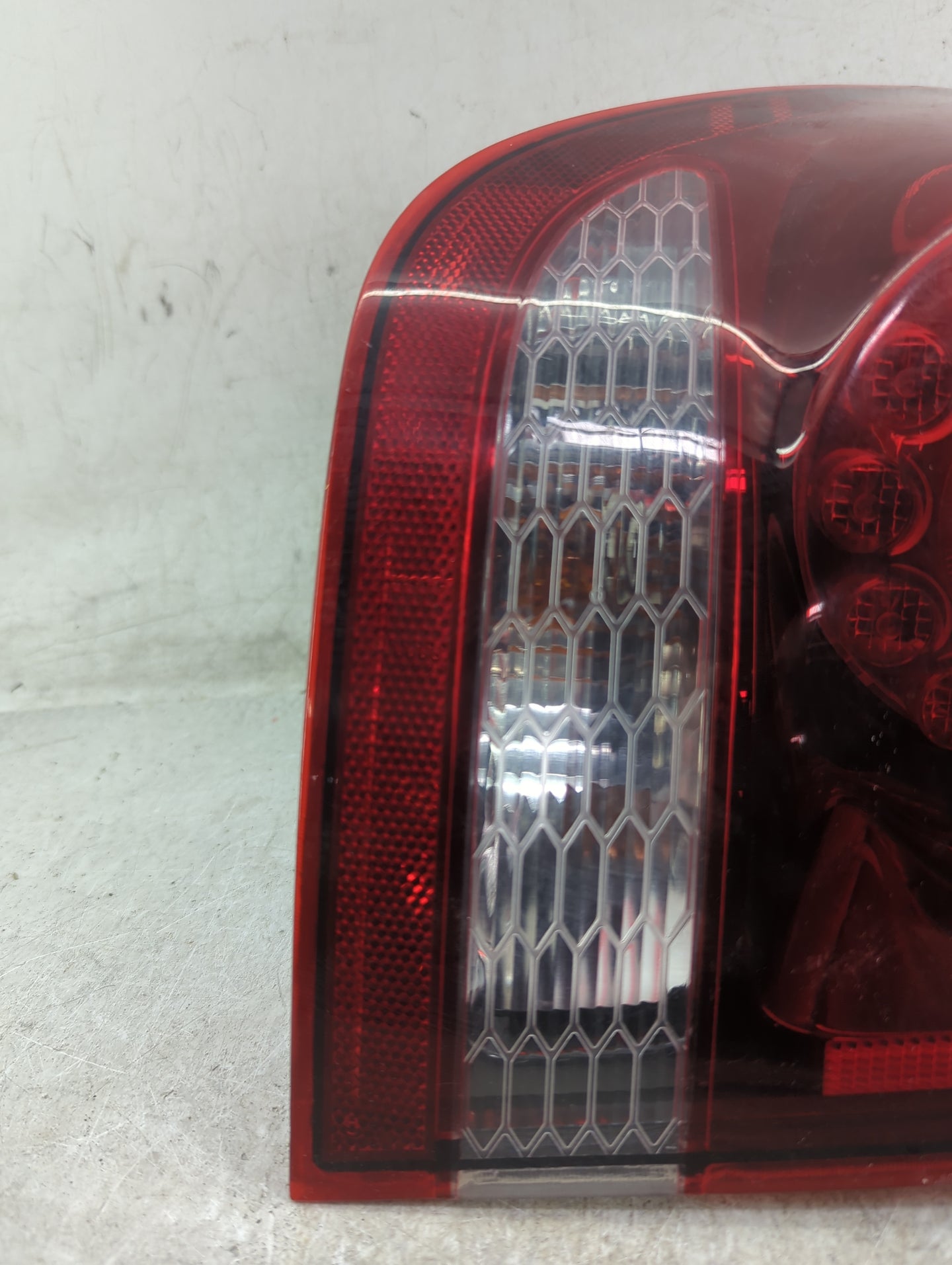 2018 Dodge Journey Tail Light Assembly Passenger Right OEM P/N:68227133AA Fits OEM Used Auto Parts - Oemusedautoparts1.com