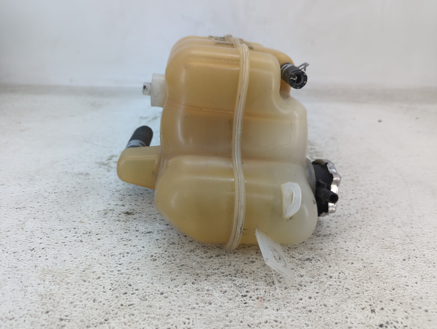 2009-2019 Dodge Journey Radiator Coolant Overflow Expansion Tank Bottle 1432155 - Oemusedautoparts1.com