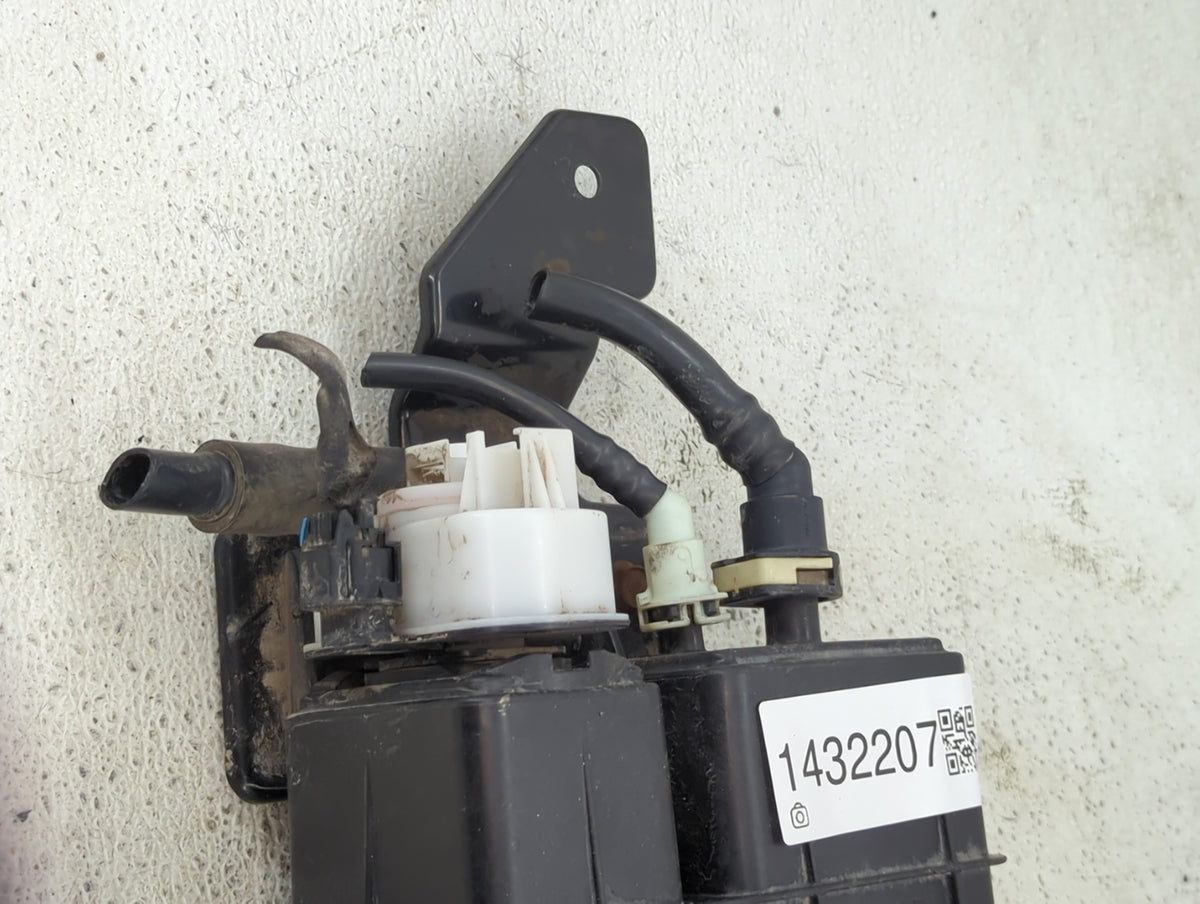 2018 Dodge Journey Fuel Vapor Charcoal Canister 1432207 - Oemusedautoparts1.com