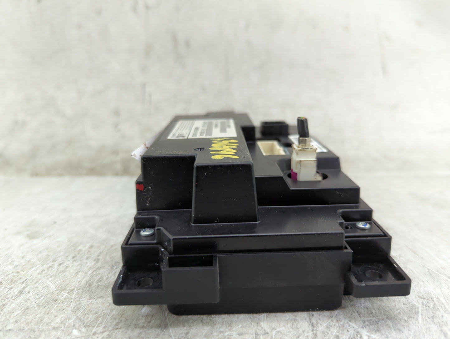 2018 Dodge Journey Information Display Screen Black - Oemusedautoparts1.com
