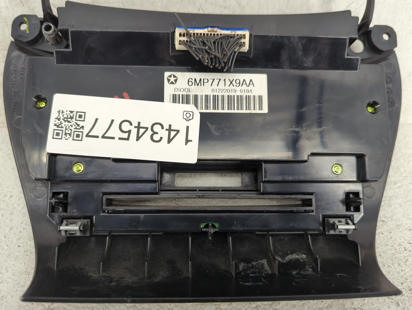 2018-2020 Dodge Journey Climate Control Module Temperature AC/Heater Replacement P/N:6MP771X9AA Fits Fits 2018 2019 2020 OEM