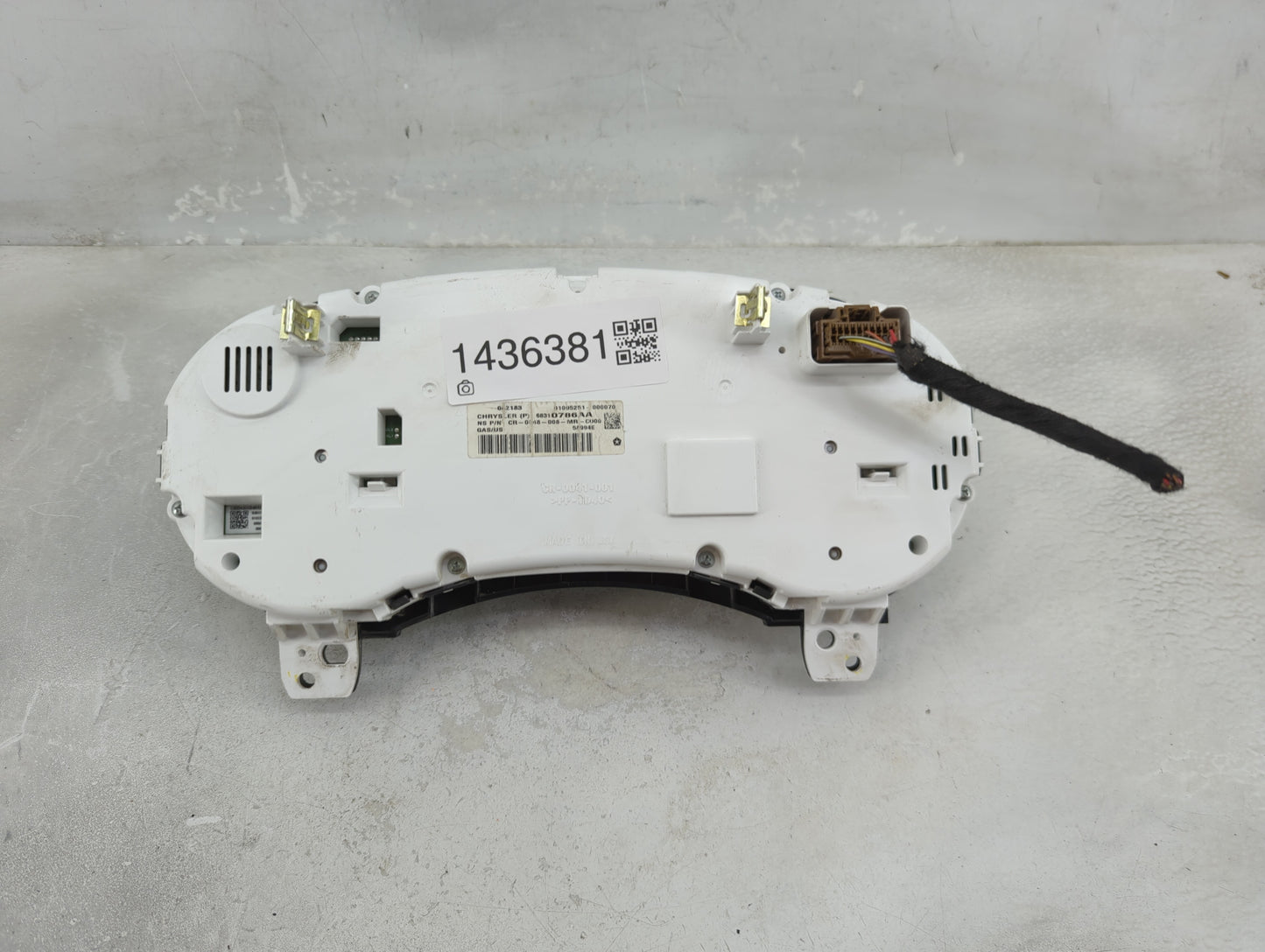 2018 Dodge Journey Instrument Cluster Speedometer Gauges P/N:68310786AA Fits OEM Used Auto Parts - Oemusedautoparts1.com