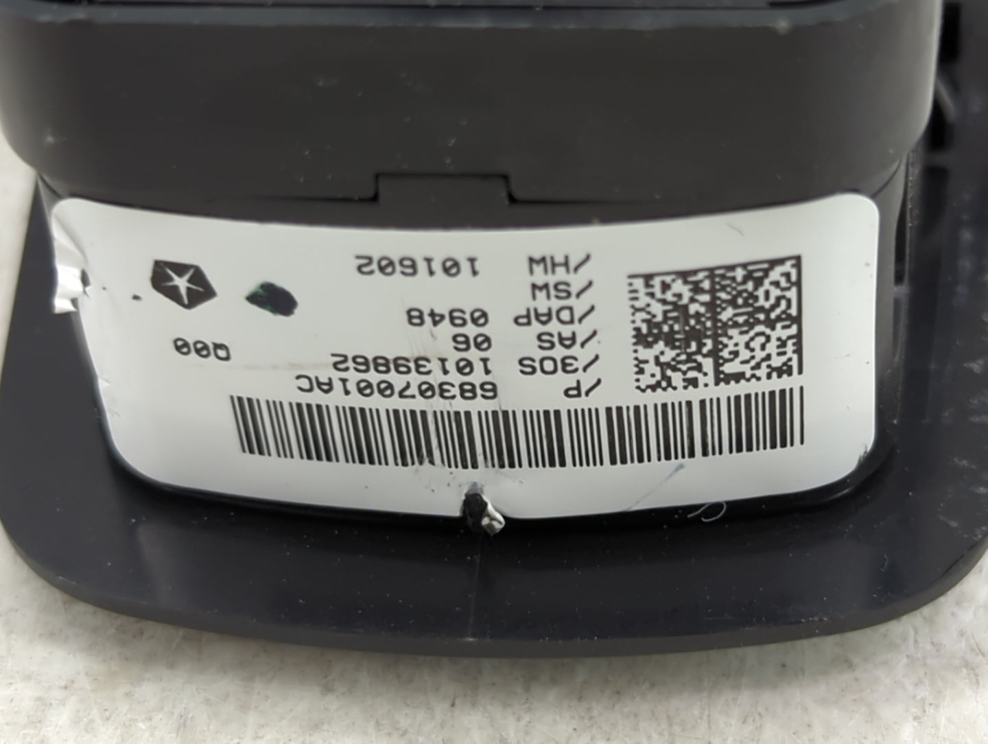 2018-2020 Dodge Journey Master Power Window Switch Replacement Driver Side Left P/N:68307001AC Fits Fits 2018 2019 2020 OEM 