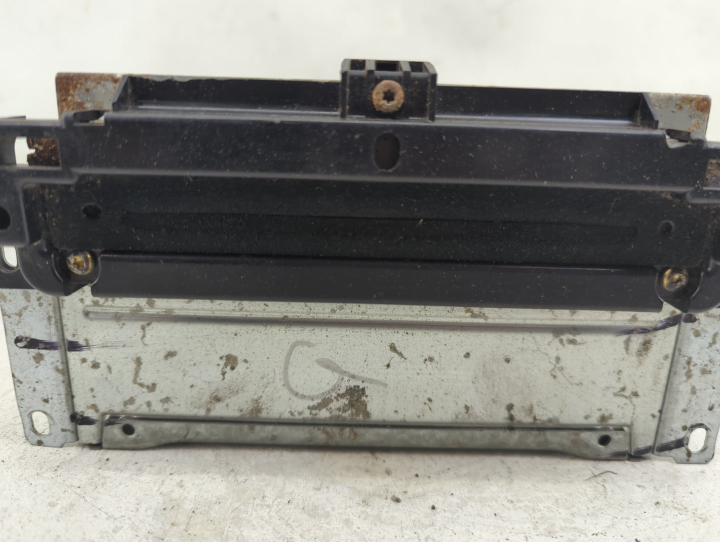 2018-2020 Dodge Journey Radio AM FM Cd Player Receiver Replacement P/N:P68209665AF Fits Fits 2018 2019 2020 OEM Used Auto Pa