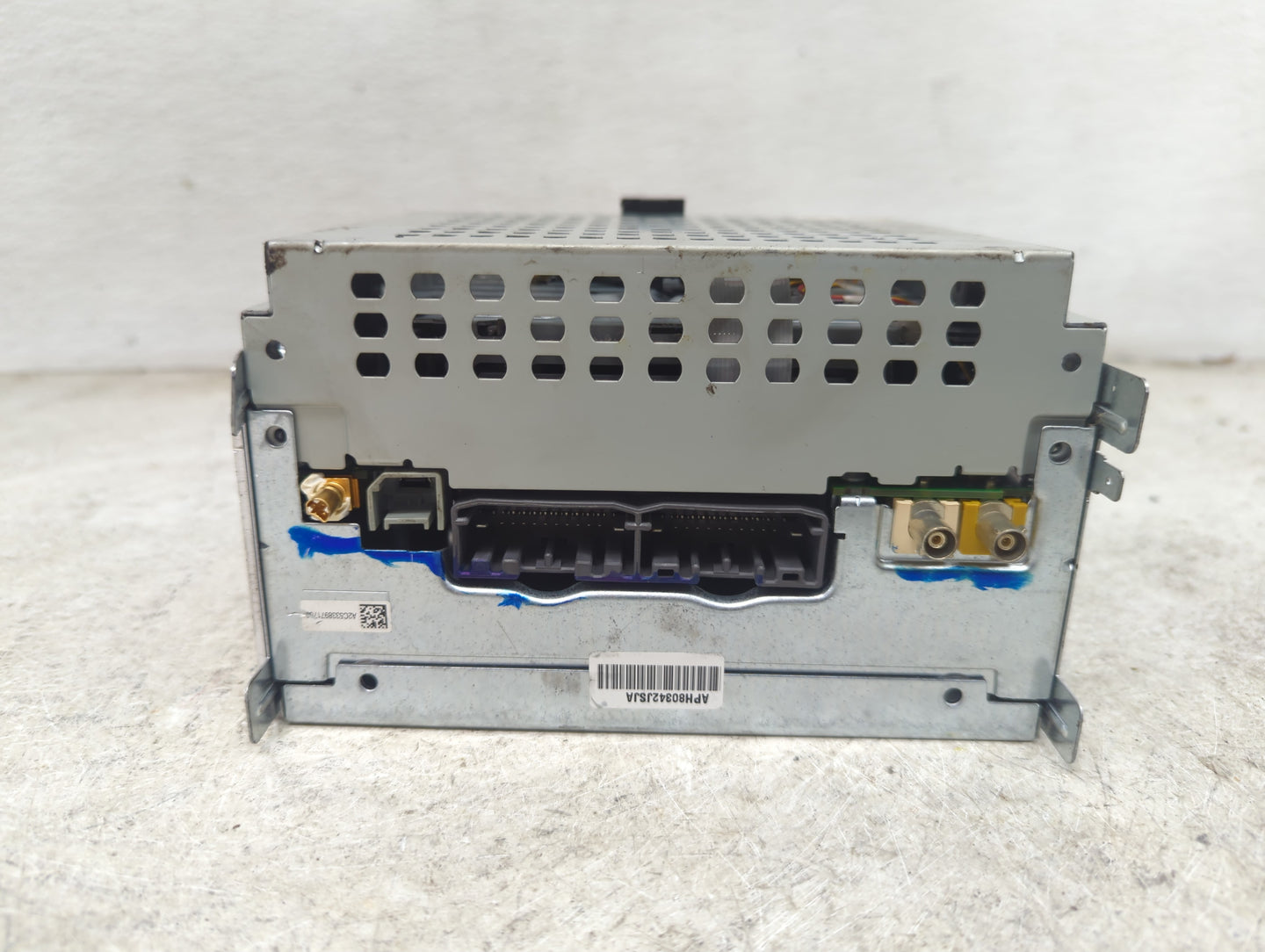 2018-2020 Dodge Journey Radio AM FM Cd Player Receiver Replacement P/N:P68209665AF APH8034245JA Fits Fits 2018 2019 2020 OEM