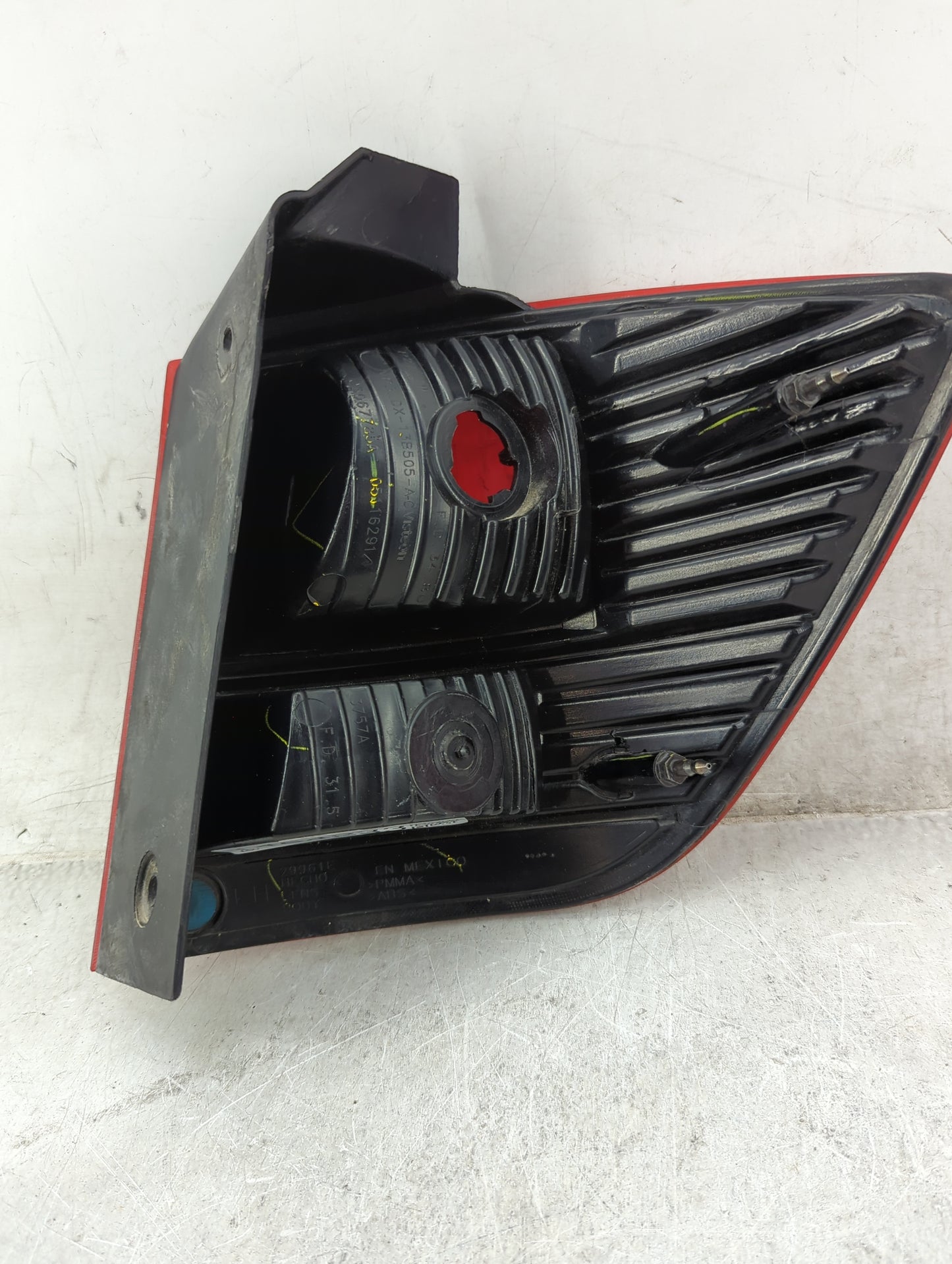 2018 Dodge Journey Tail Light Assembly Driver Left OEM P/N:05067785A Fits OEM Used Auto Parts - Oemusedautoparts1.com