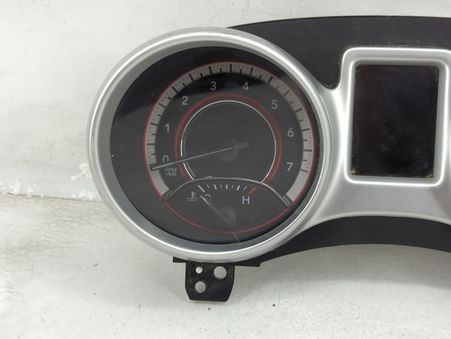 2018 Dodge Journey Instrument Cluster Speedometer Gauges P/N:68310781AA CR-0048-002-MX-C000 Miles: Fits OEM Used Auto Parts 