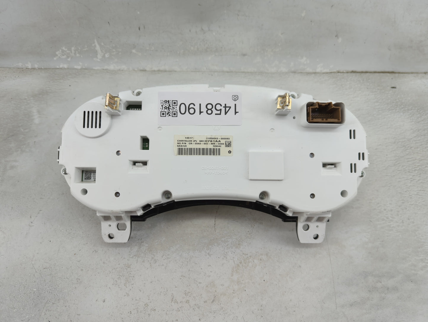 2018 Dodge Journey Instrument Cluster Speedometer Gauges P/N:68310781AA CR-0048-002-MR-C000, 91058043-000093 Miles: Fits OEM