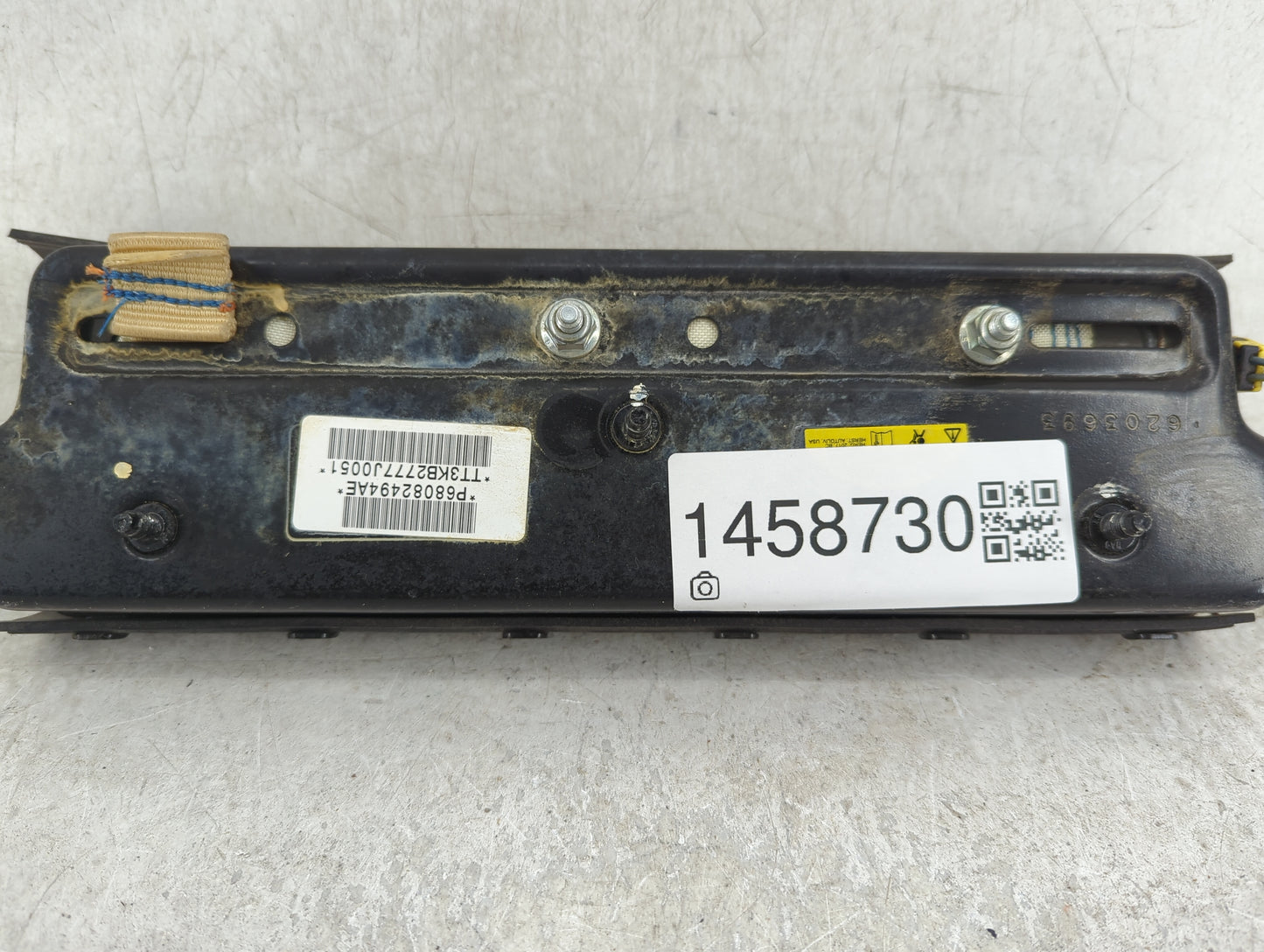 2018 Dodge Journey Air Bag Driver Left Knee OEM P/N:P68082494AE TT3KB2777J0051 Fits OEM Used Auto Parts - Oemusedautoparts1.