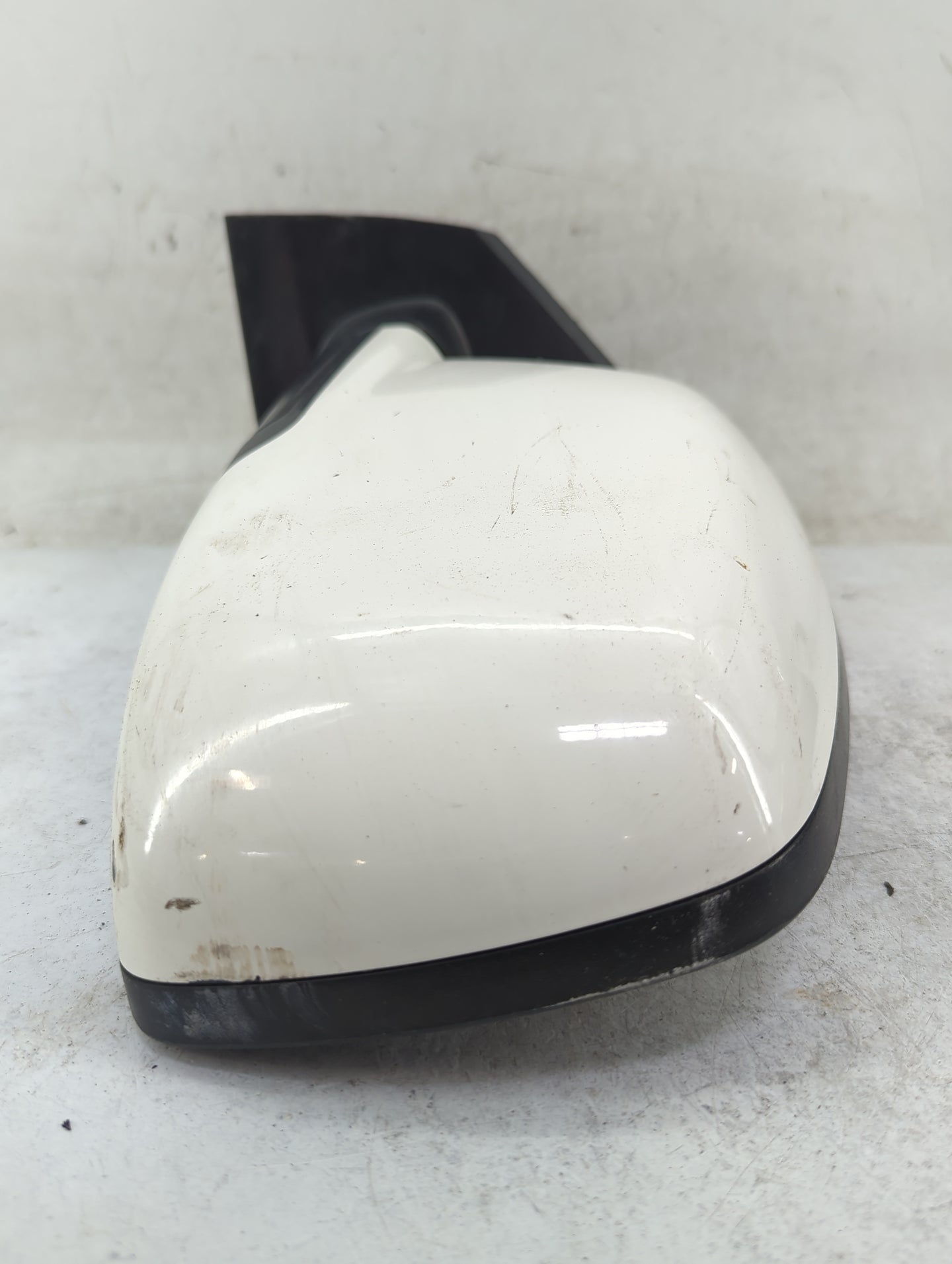 2018 Dodge Journey Driver Side View Mirror - Left Door Mirror OEM Used - Oemusedautoparts1.com