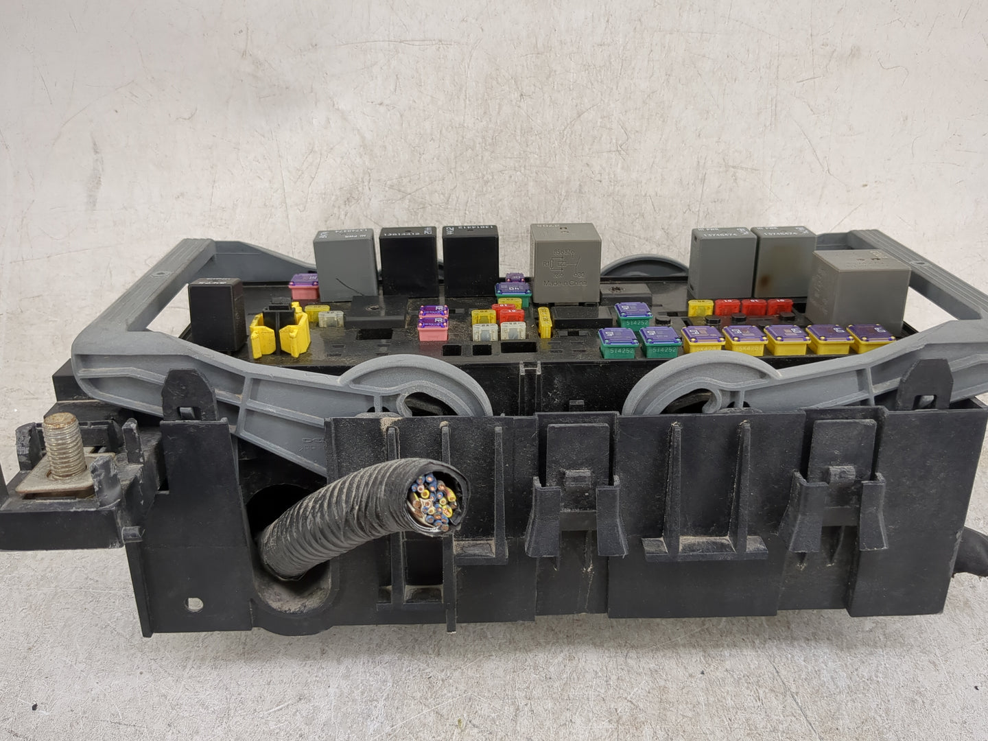 2012-2019 Dodge Journey Power Supply Control Module 68079356ab - Oemusedautoparts1.com