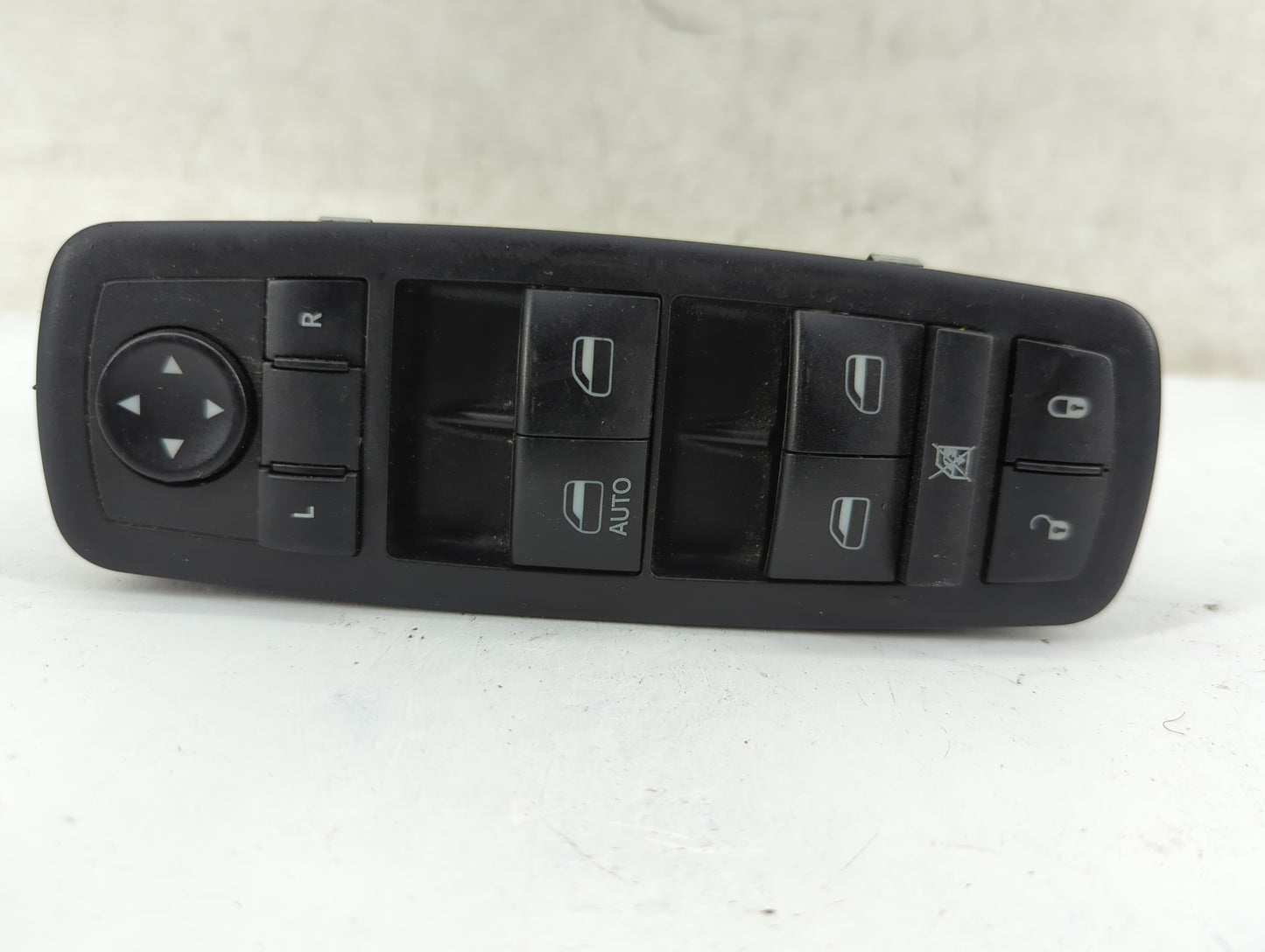 2018-2020 Dodge Journey Master Power Window Switch Replacement Driver Side Left P/N:68307001AC 10139862 Fits Fits 2018 2019 