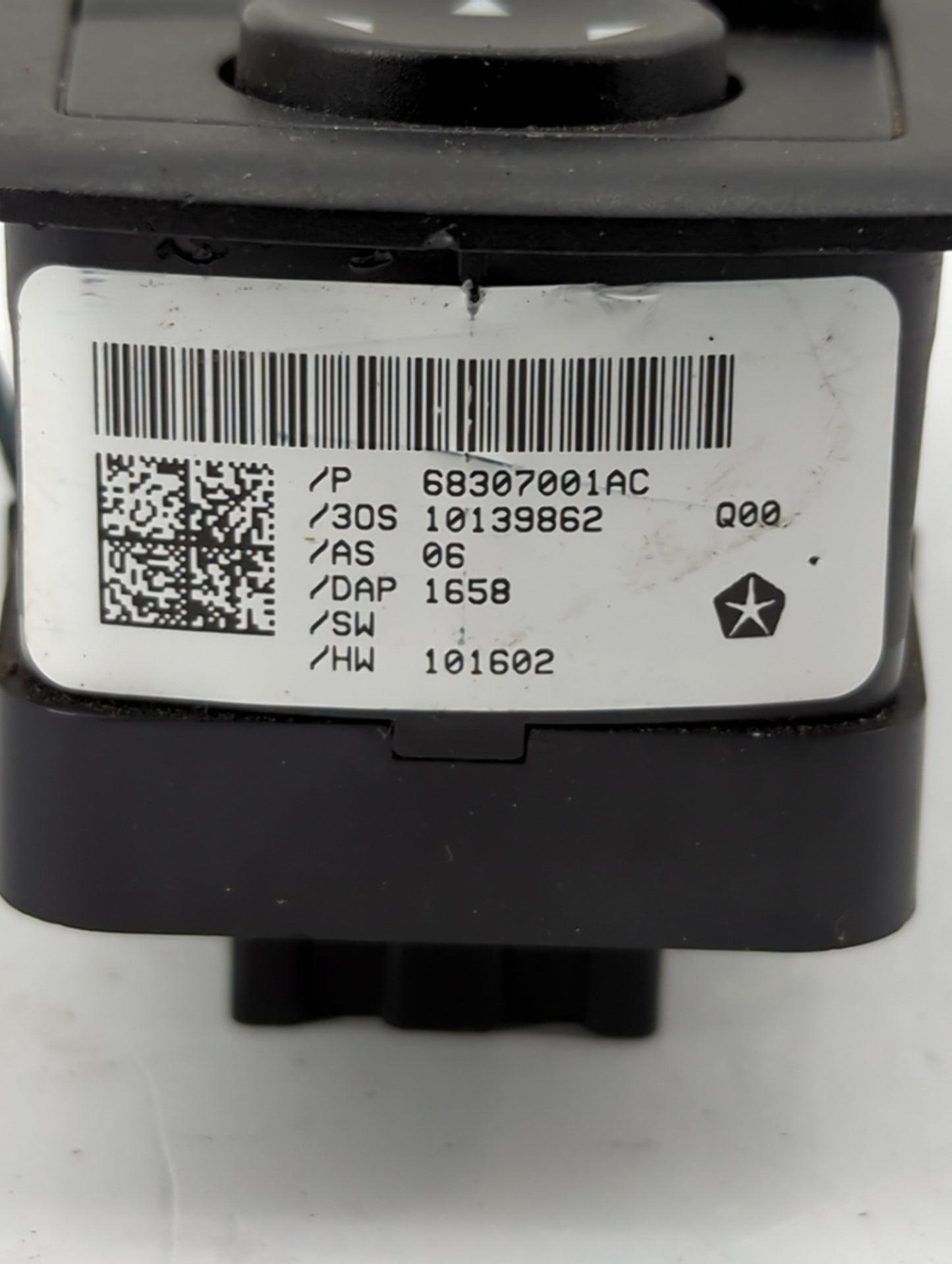 2018-2020 Dodge Journey Master Power Window Switch Replacement Driver Side Left P/N:68307001AC 10139862 Fits Fits 2018 2019 