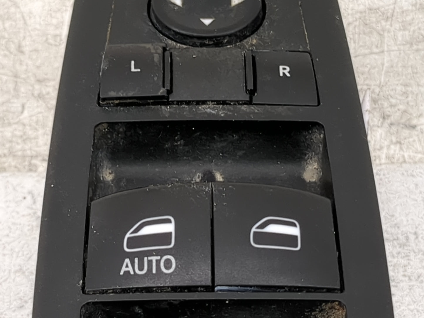 2011-2019 Dodge Journey Master Power Window Switch Replacement Driver Side Left P/N:10123670 Fits OEM Used Auto Parts - Oemu