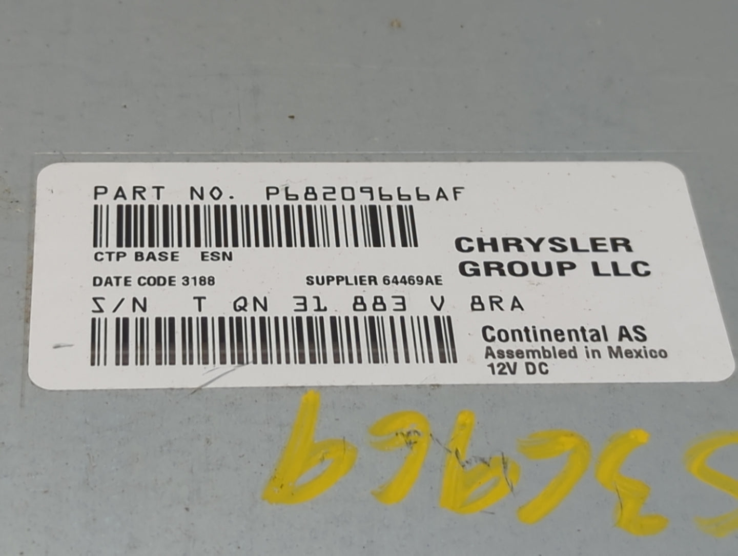 2018-2020 Dodge Journey Radio AM FM Cd Player Receiver Replacement P/N:P68209666AF APH83163V6RA Fits Fits 2018 2019 2020 OEM