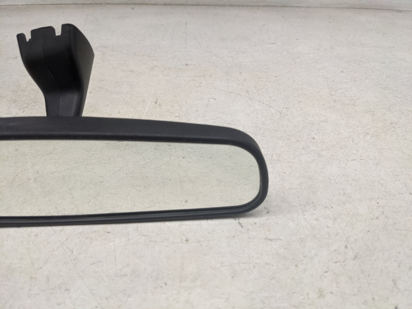 2018 Dodge Journey Interior Rear View Mirror Replacement OEM P/N:045617 015617 Fits OEM Used Auto Parts - Oemusedautoparts1.