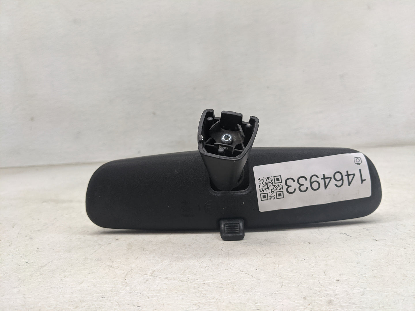 2018 Dodge Journey Interior Rear View Mirror Replacement OEM P/N:045617 015617 Fits OEM Used Auto Parts - Oemusedautoparts1.