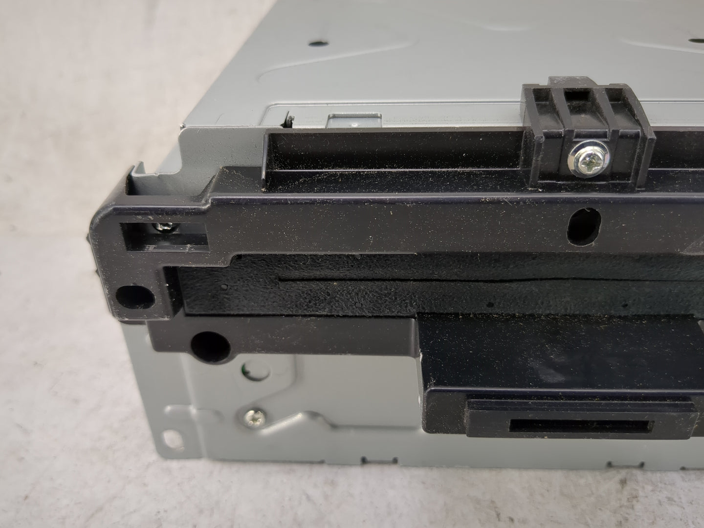 2018-2020 Dodge Journey Radio AM FM Cd Player Receiver Replacement P/N:P68342287AC Fits Fits 2018 2019 2020 OEM Used Auto Pa