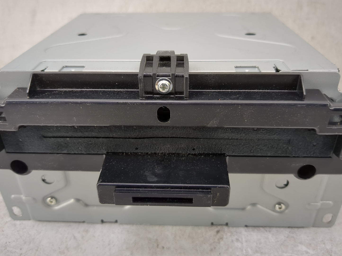 2018-2020 Dodge Journey Radio AM FM Cd Player Receiver Replacement P/N:P68342287AC Fits Fits 2018 2019 2020 OEM Used Auto Pa