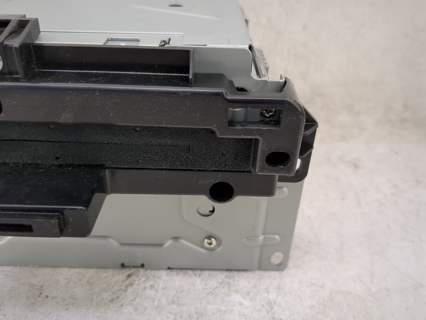 2018-2020 Dodge Journey Radio AM FM Cd Player Receiver Replacement P/N:P68342287AC Fits Fits 2018 2019 2020 OEM Used Auto Pa