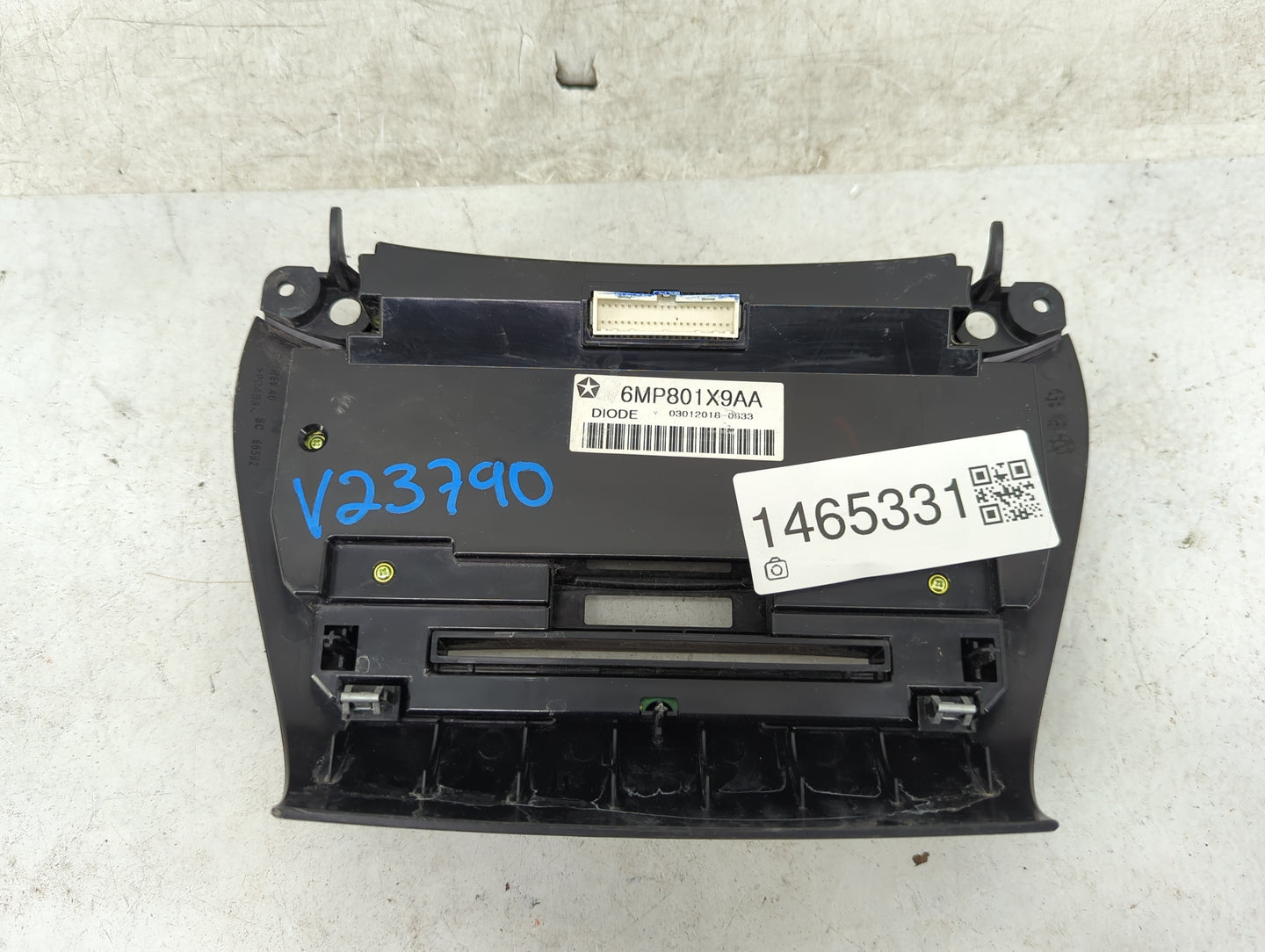 2018-2020 Dodge Journey Climate Control Module Temperature AC/Heater Replacement P/N:6MP801X9AA Fits Fits 2018 2019 2020 OEM