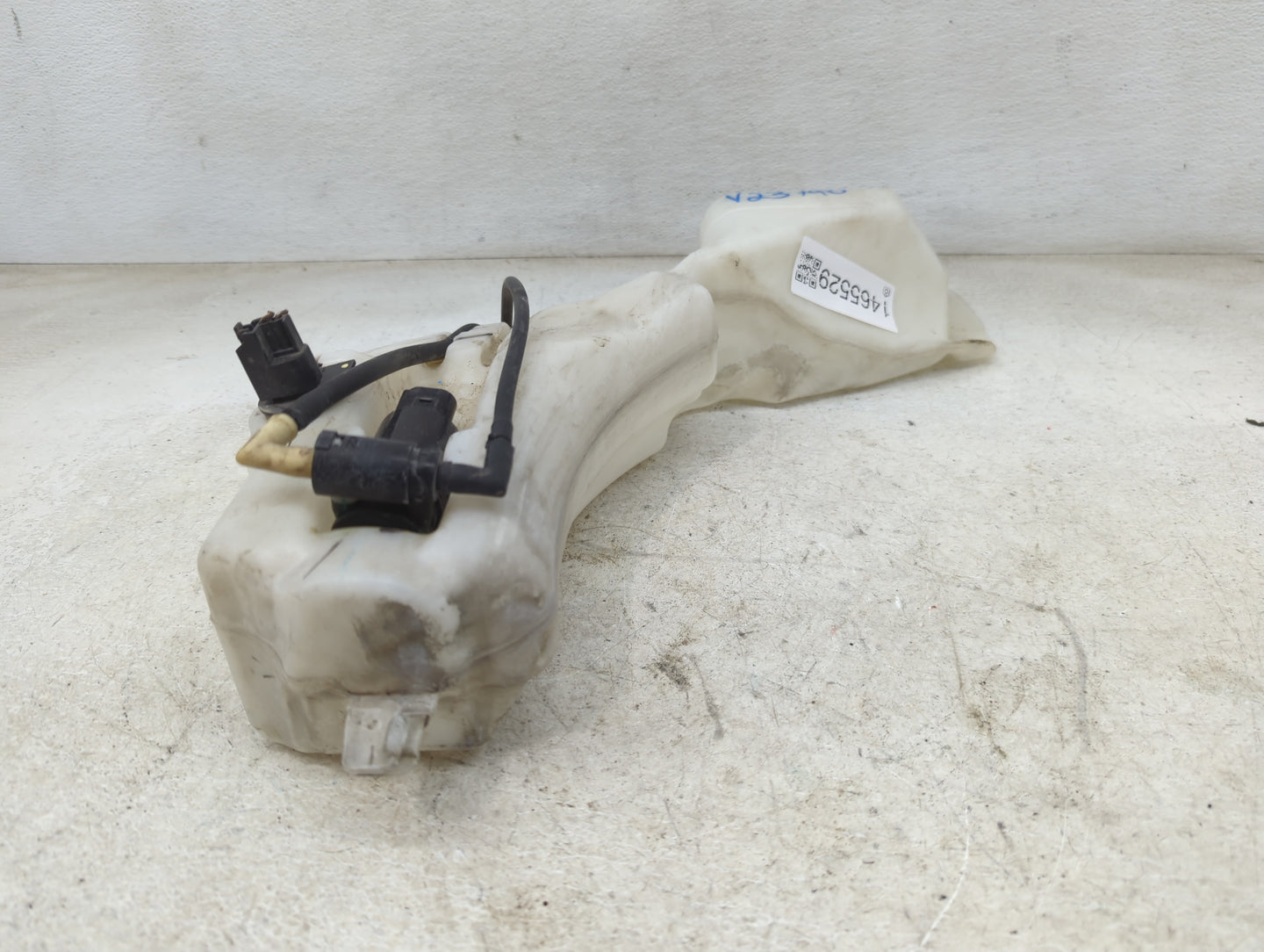 2018 Dodge Journey Windshield Washer Fluid Reservoir Bottle Oem 1465529 - Oemusedautoparts1.com