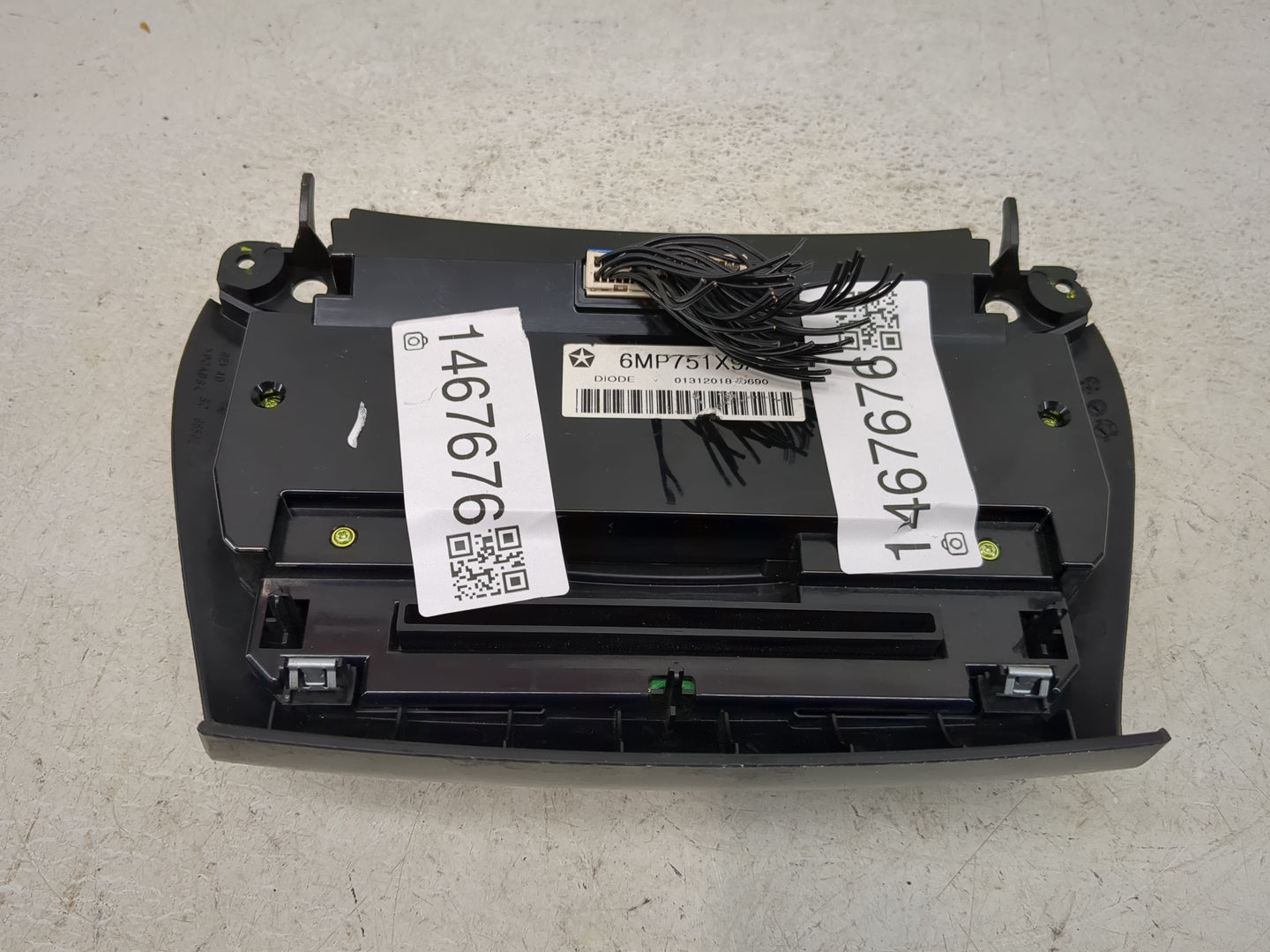 2018-2020 Dodge Journey Climate Control Module Temperature AC/Heater Replacement P/N:6MP751X9AA Fits Fits 2018 2019 2020 OEM