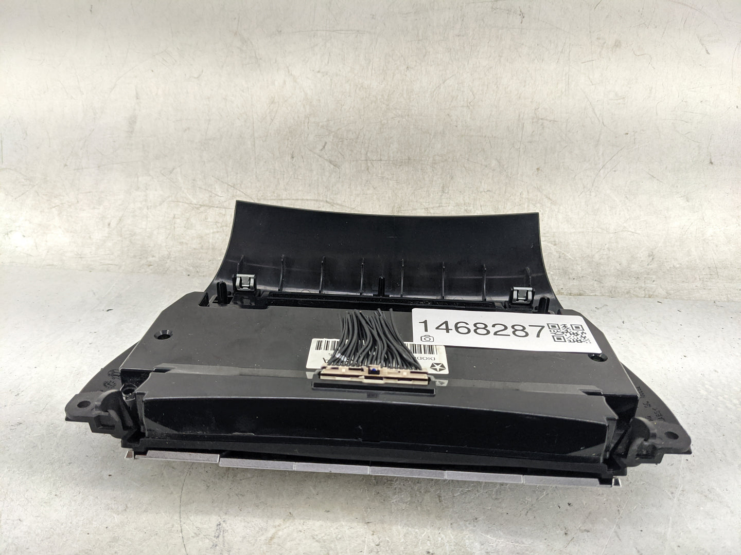 2018-2020 Dodge Journey Climate Control Module Temperature AC/Heater Replacement P/N:6MP771X9AA Fits Fits 2018 2019 2020 OEM