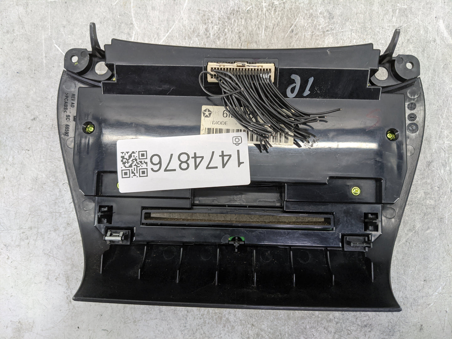 2018-2020 Dodge Journey Climate Control Module Temperature AC/Heater Replacement P/N:6MP751X9AA Fits Fits 2018 2019 2020 OEM