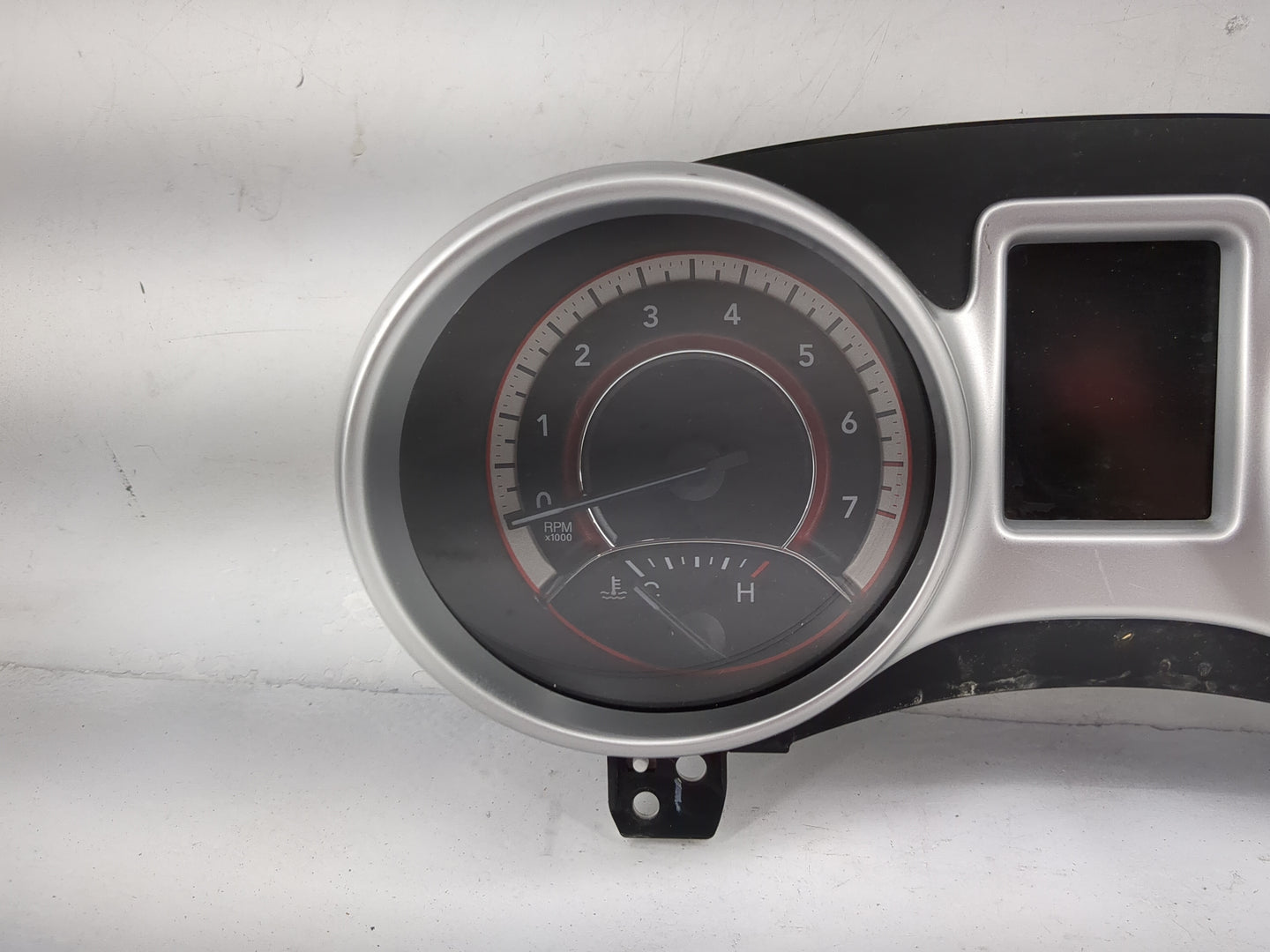 2018 Dodge Journey Instrument Cluster Speedometer Gauges P/N:68310781AA CR-0048-002-MR-C000 Miles: Fits OEM Used Auto Parts 
