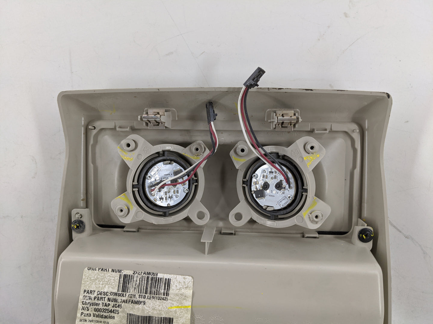 2018 Dodge Journey Overhead Roof Console Tan - Oemusedautoparts1.com