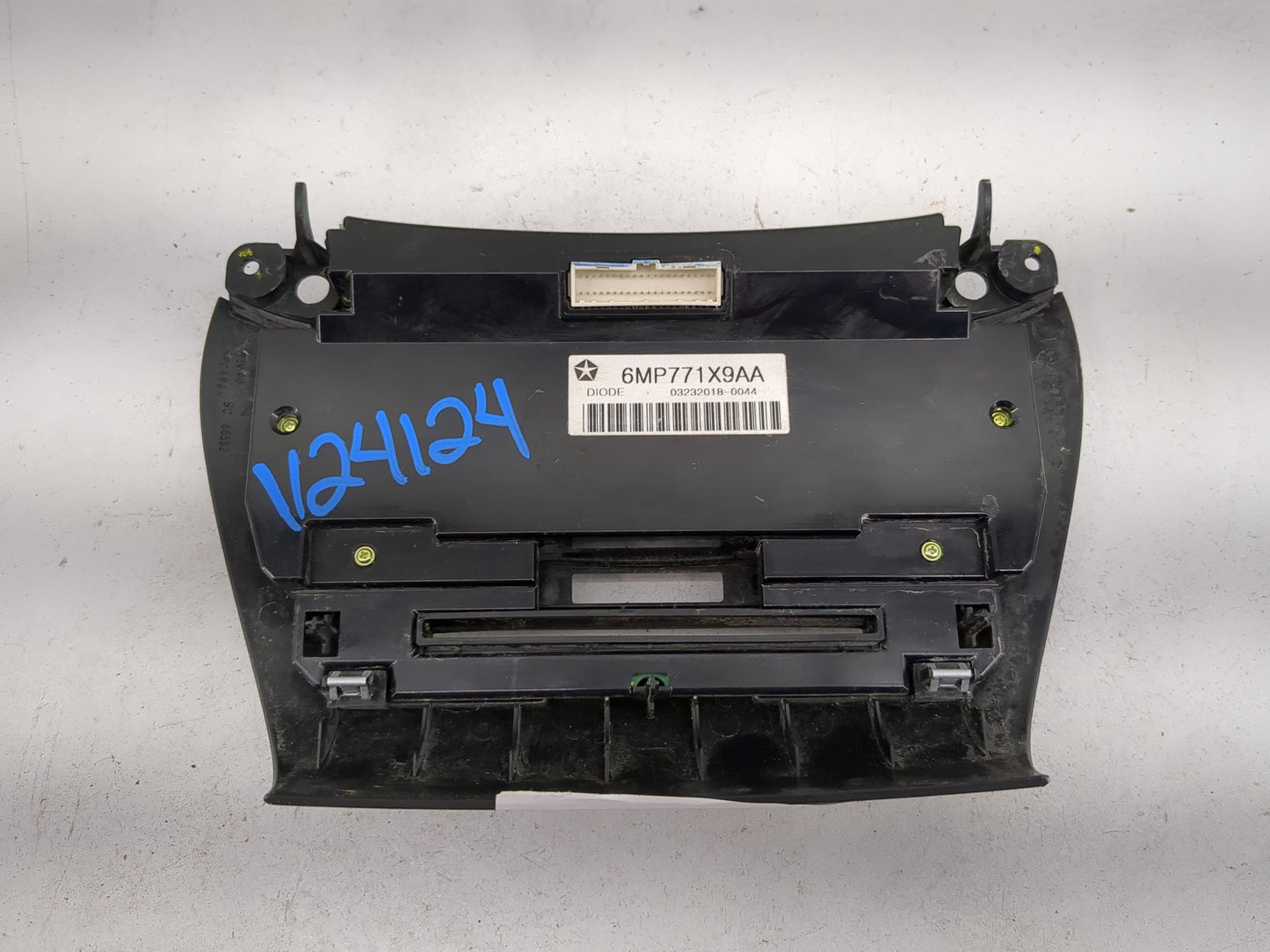 2018-2020 Dodge Journey Climate Control Module Temperature AC/Heater Replacement P/N:6MP771X9AA Fits Fits 2018 2019 2020 OEM
