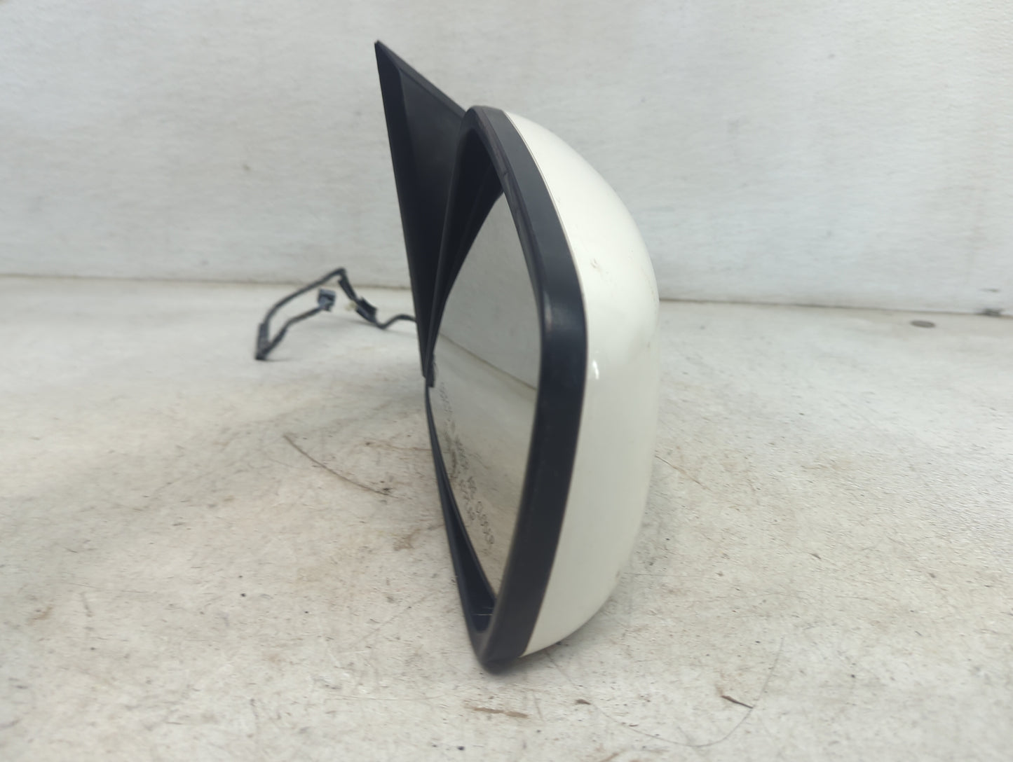 2018 Dodge Journey Passenger Side View Mirror - Right Door Mirror OEM Used - Oemusedautoparts1.com
