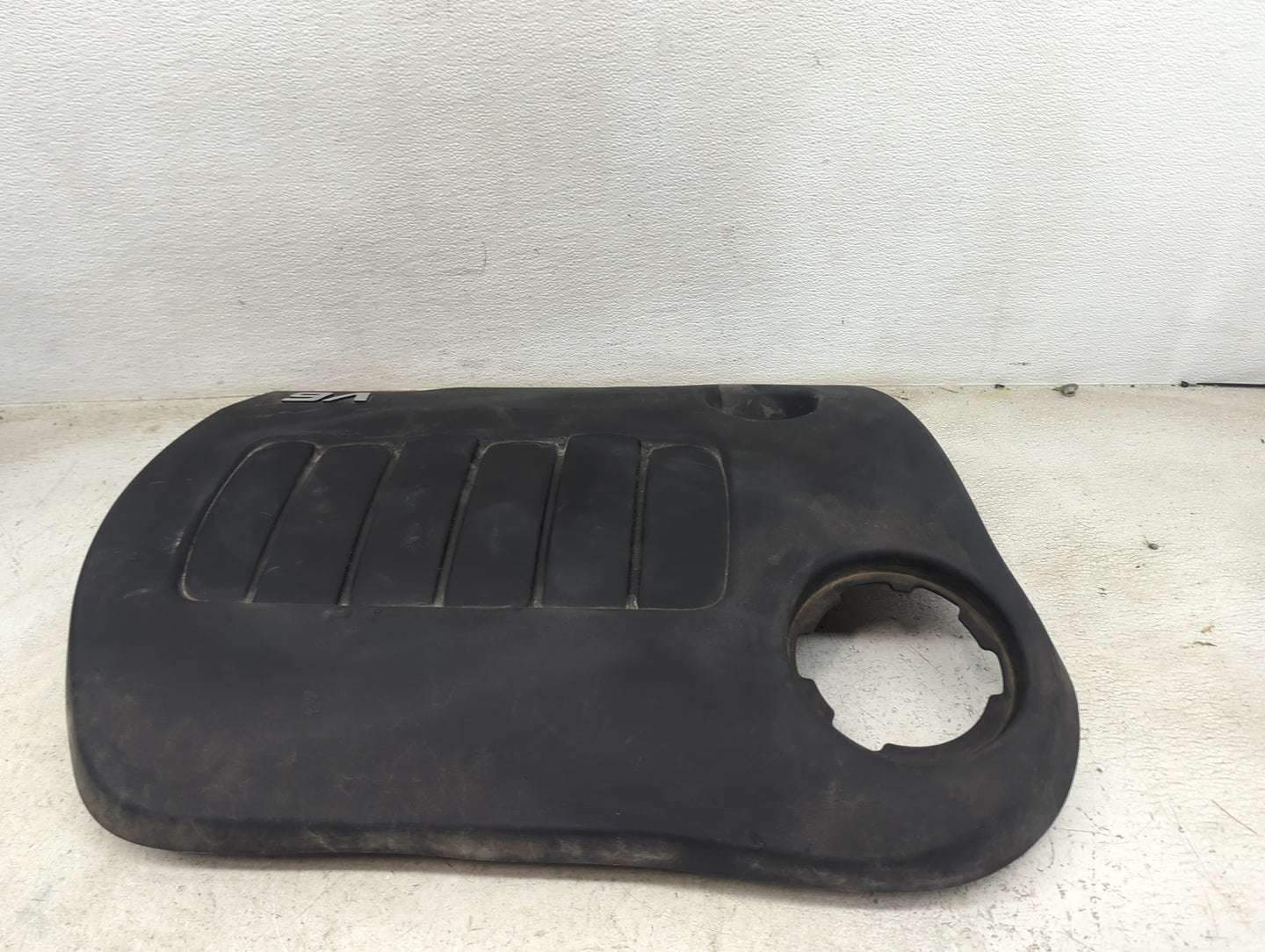 2018 Dodge Journey Engine Cover Black - Oemusedautoparts1.com