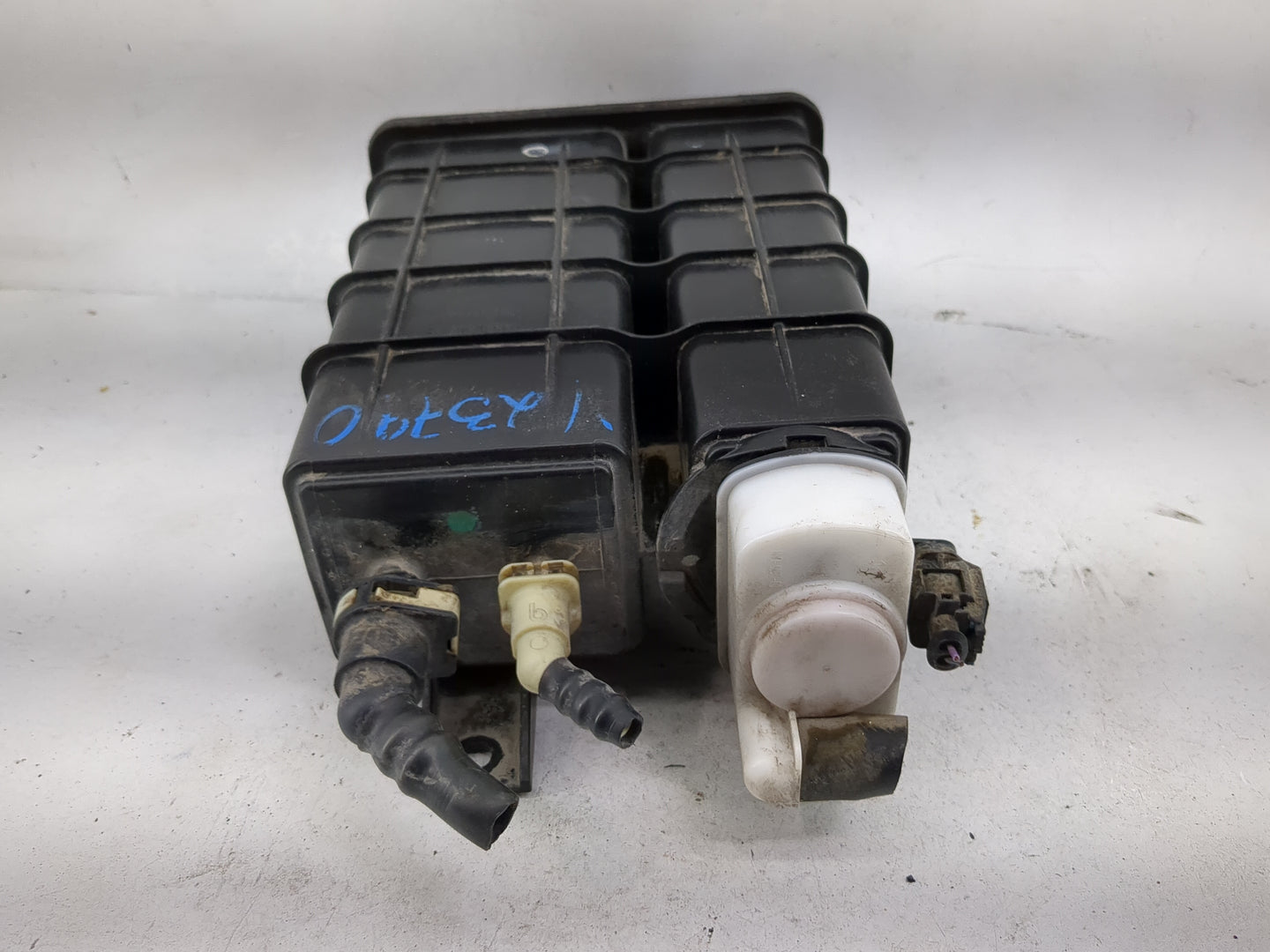 2018 Dodge Journey Fuel Vapor Charcoal Canister 1479333 - Oemusedautoparts1.com
