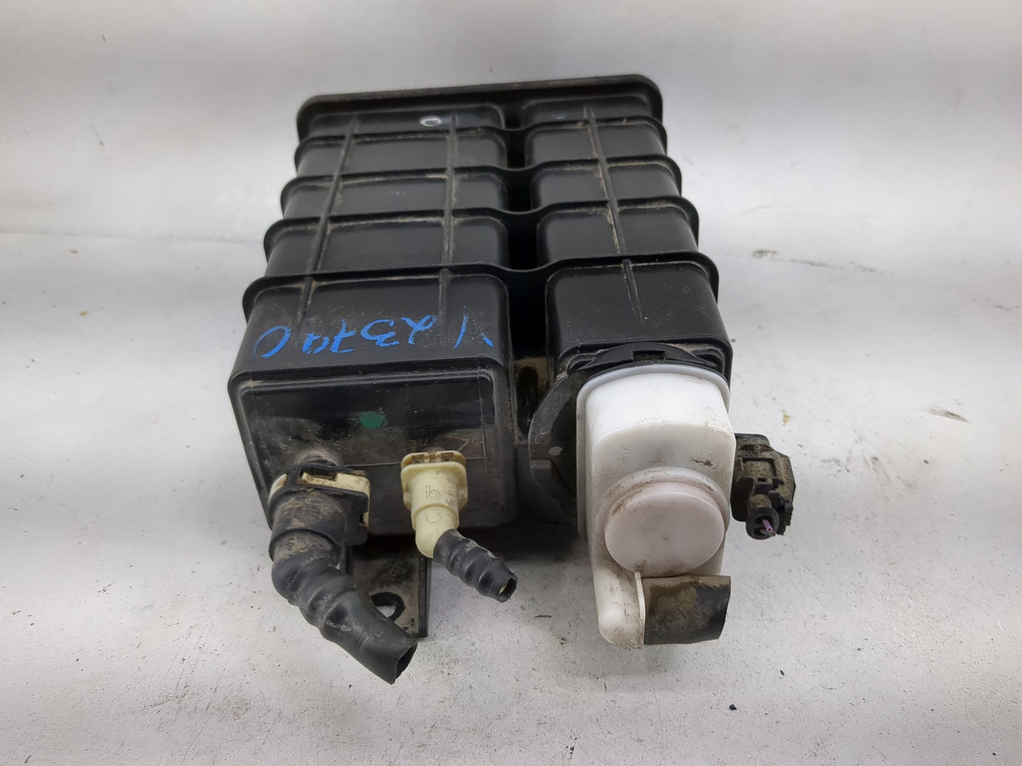 2018 Dodge Journey Fuel Vapor Charcoal Canister 1479333 - Oemusedautoparts1.com