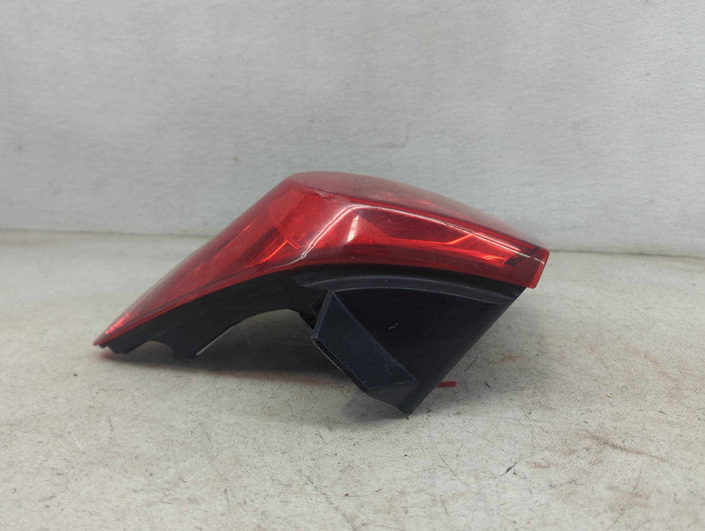 2018 Dodge Journey Passenger Right Side Deck Lid Mounted Tail Light - Oemusedautoparts1.com