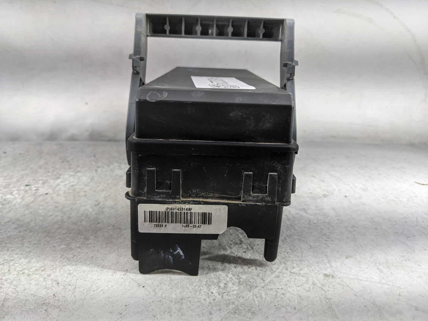 2012-2019 Dodge Journey Fusebox Fuse Box Relay Module Tipm 68143314af 1480224 - Oemusedautoparts1.com