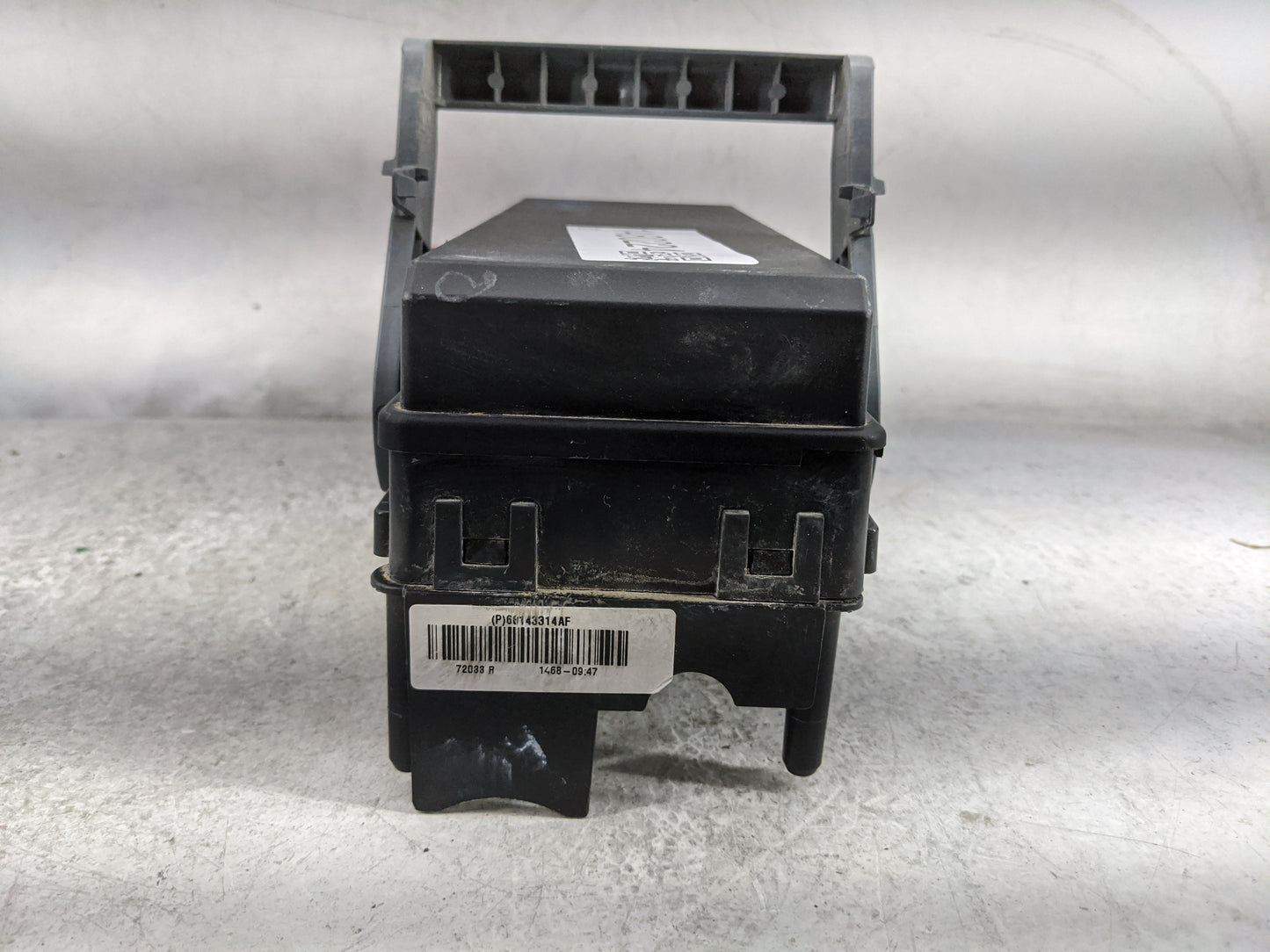 2012-2019 Dodge Journey Fusebox Fuse Box Relay Module Tipm 68143314af 1480224 - Oemusedautoparts1.com