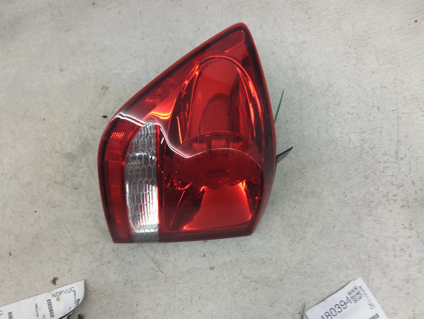 2018 Dodge Journey Tail Light Assembly Driver Left OEM P/N:30154Q08 Fits OEM Used Auto Parts - Oemusedautoparts1.com