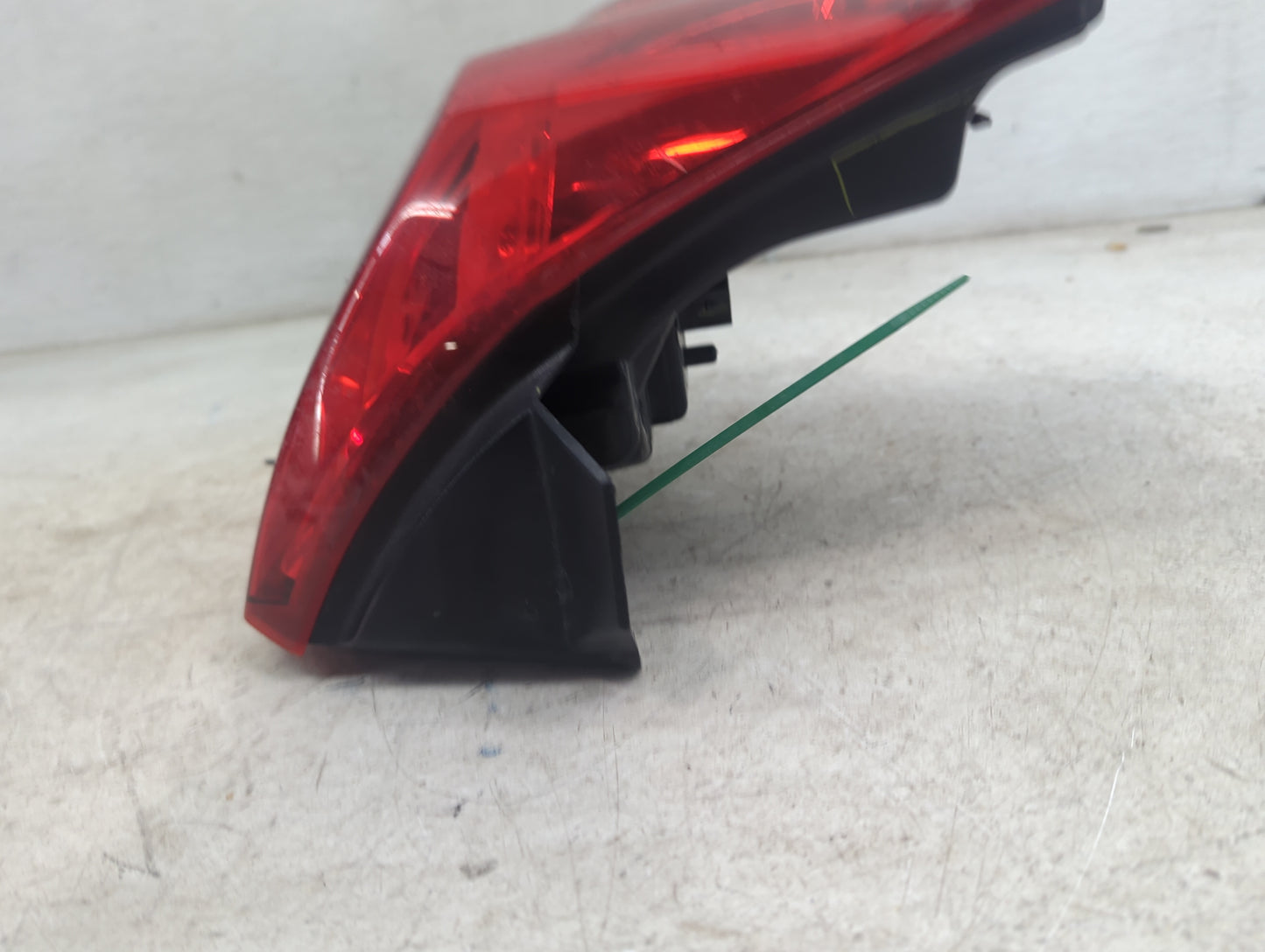 2018 Dodge Journey Tail Light Assembly Driver Left OEM P/N:30154Q08 Fits OEM Used Auto Parts - Oemusedautoparts1.com