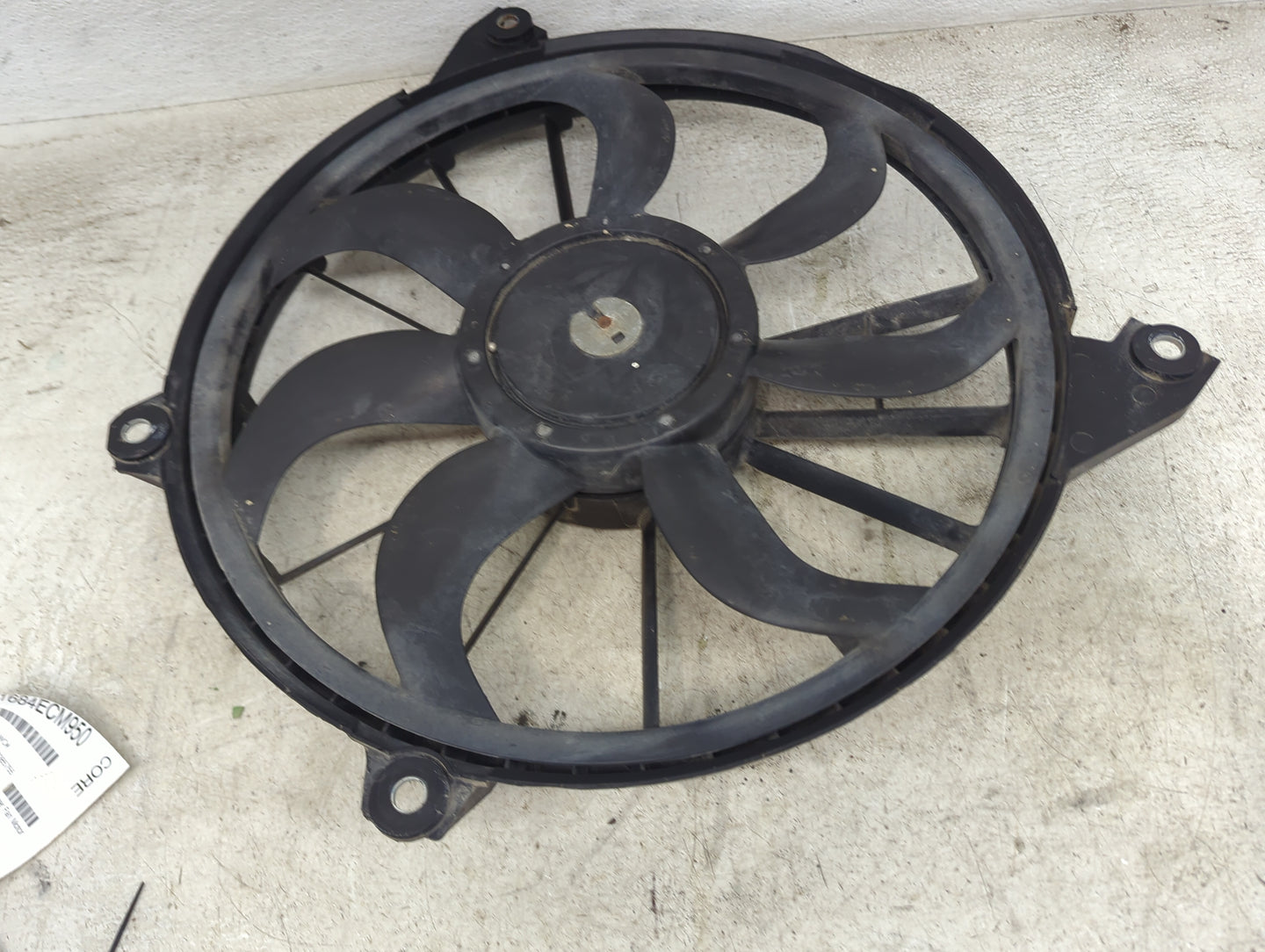 2009-2020 Dodge Journey Electric Radiator Cooling Fan Motor Assembly P/N:PM03972083 F00H0G048 Fits OEM Used Auto Parts - Oem