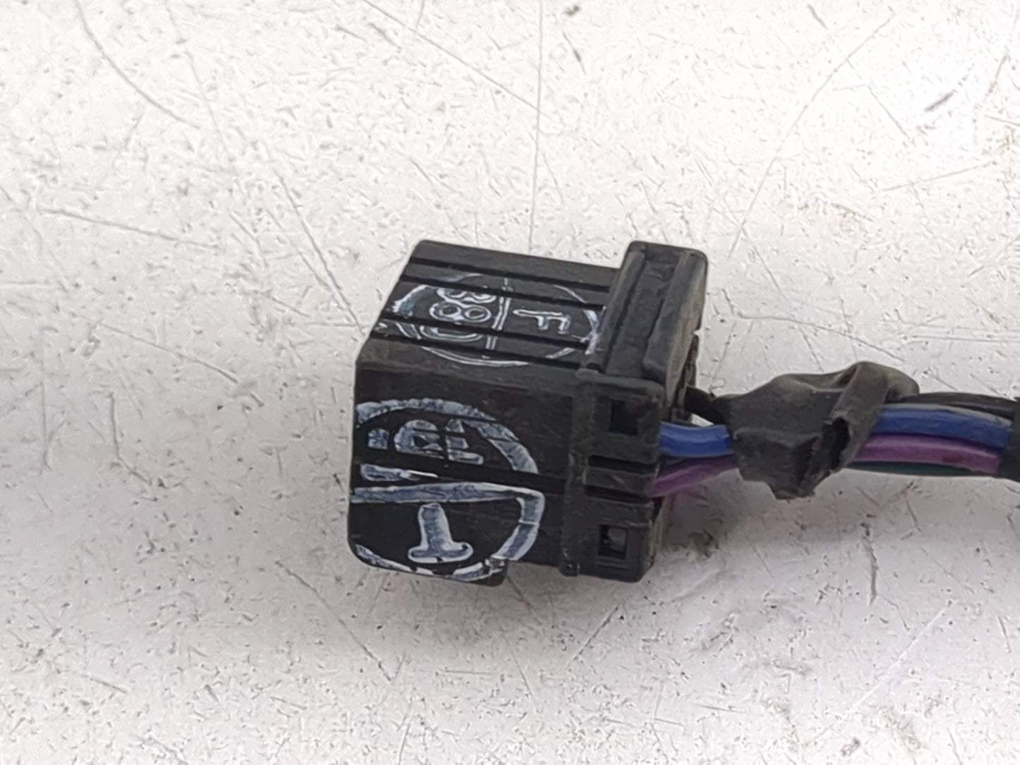 2018 Dodge Journey Passenger Right Side View Manual Door Mirror Black - Oemusedautoparts1.com